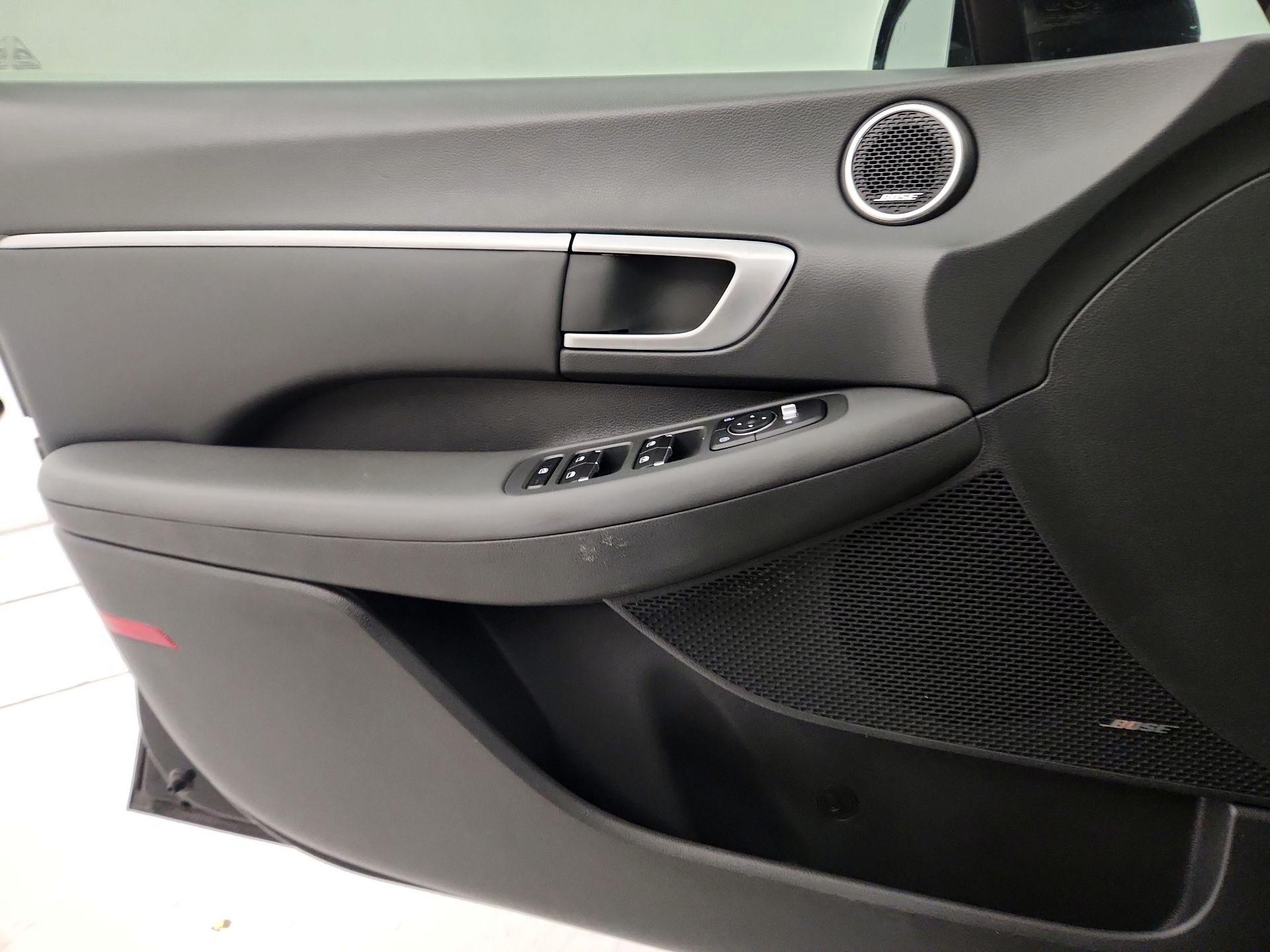 Thumbnail: 2022 Hyundai Sonata - 12