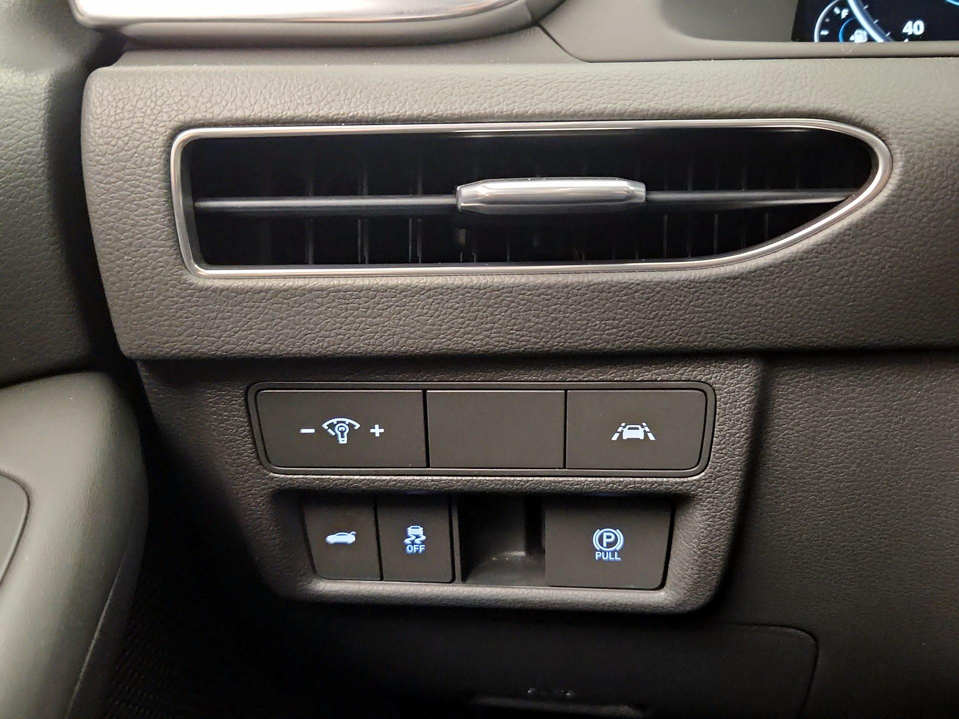 Thumbnail: 2022 Hyundai Sonata - 13