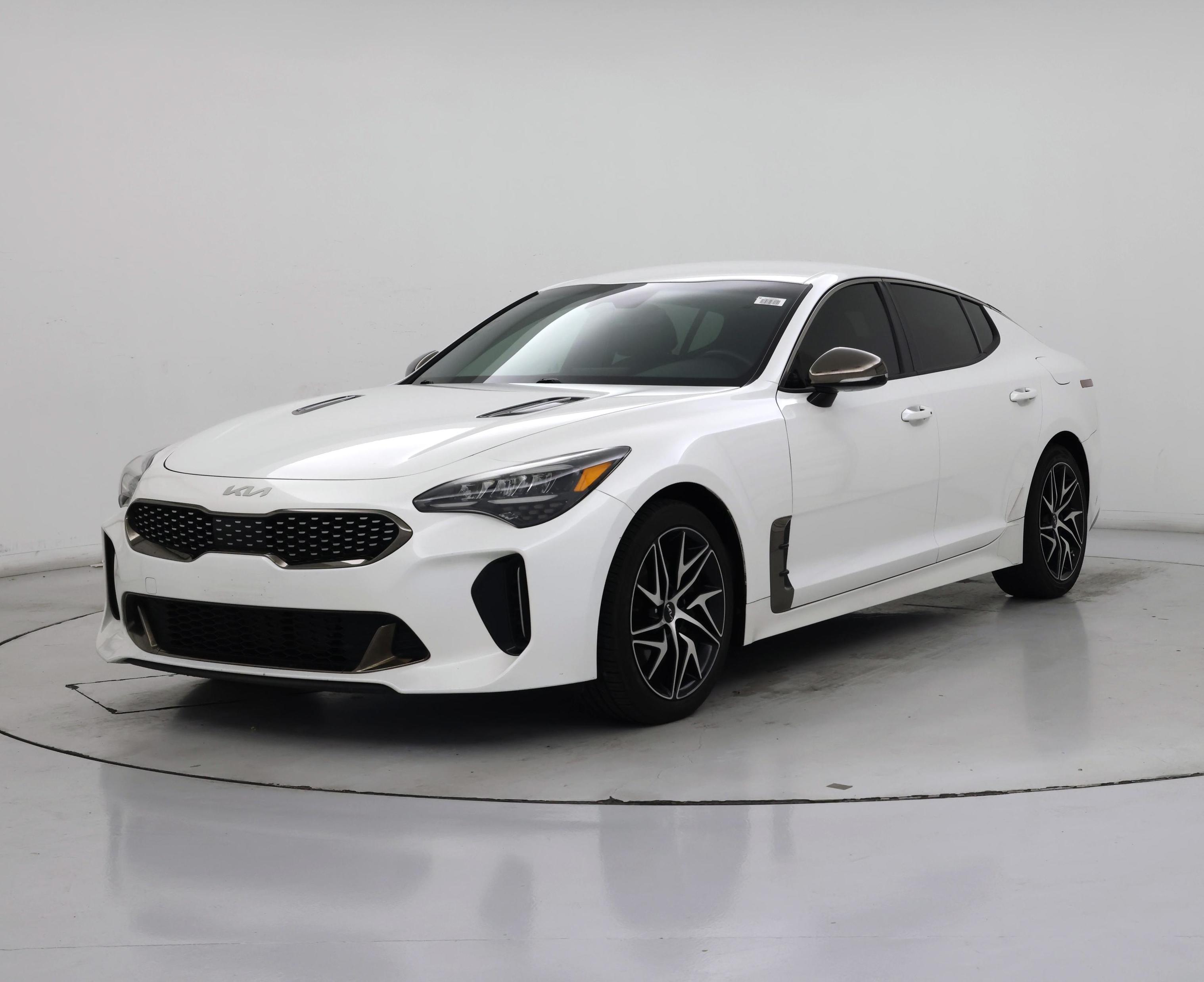 Thumbnail: 2022 Kia Stinger - 4