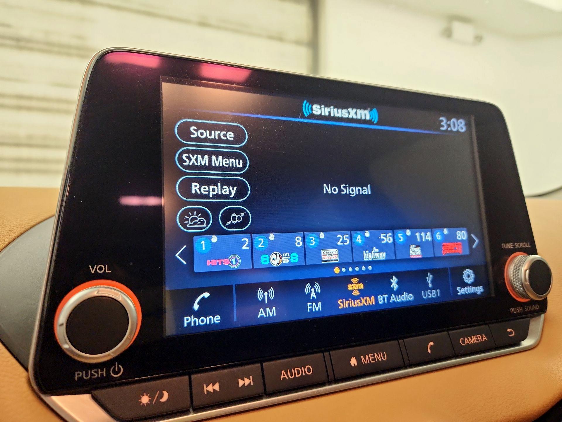 Thumbnail: 2023 Nissan Sentra - 15