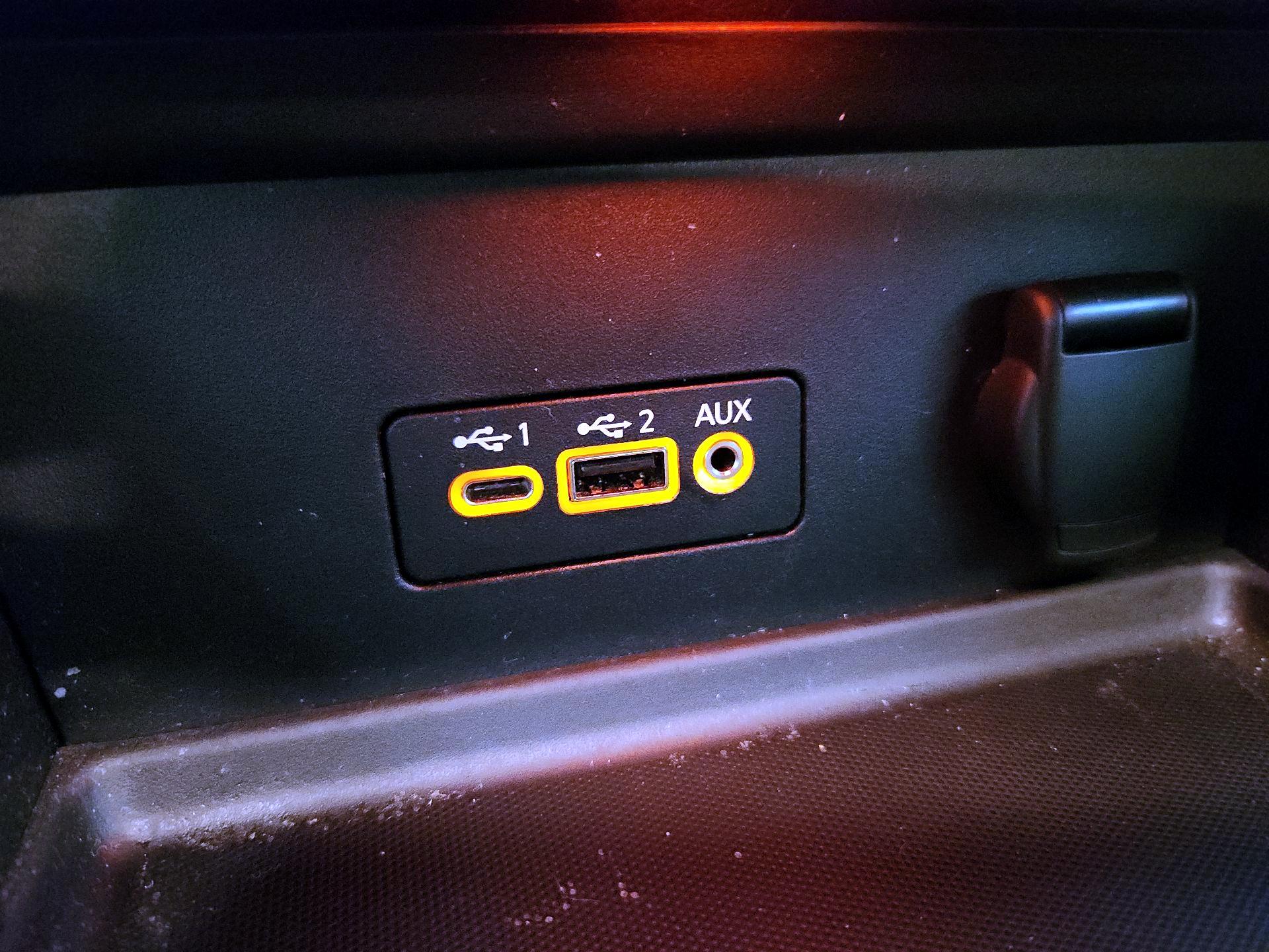 Thumbnail: 2023 Nissan Sentra - 18