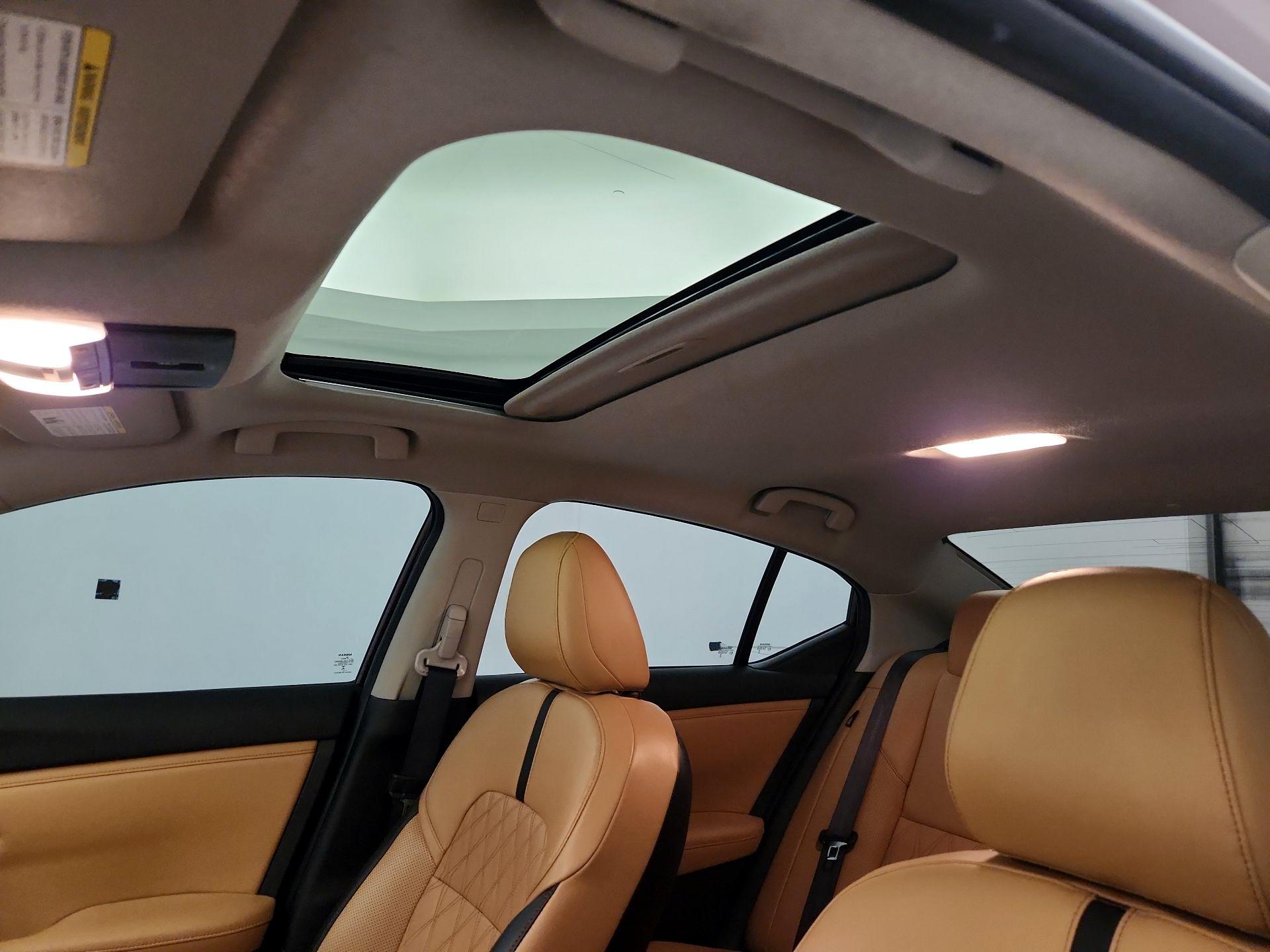 Thumbnail: 2023 Nissan Sentra - 19