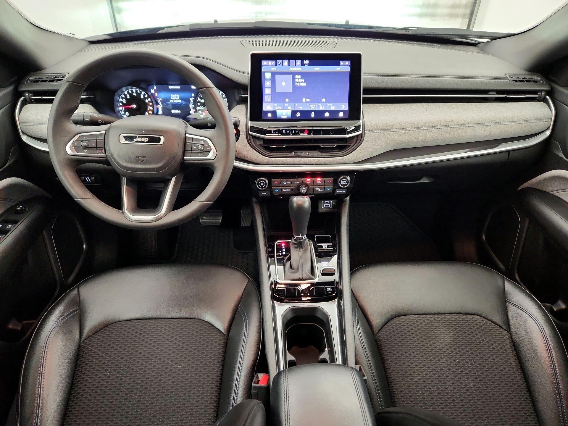 Thumbnail: 2023 Jeep Compass - 9