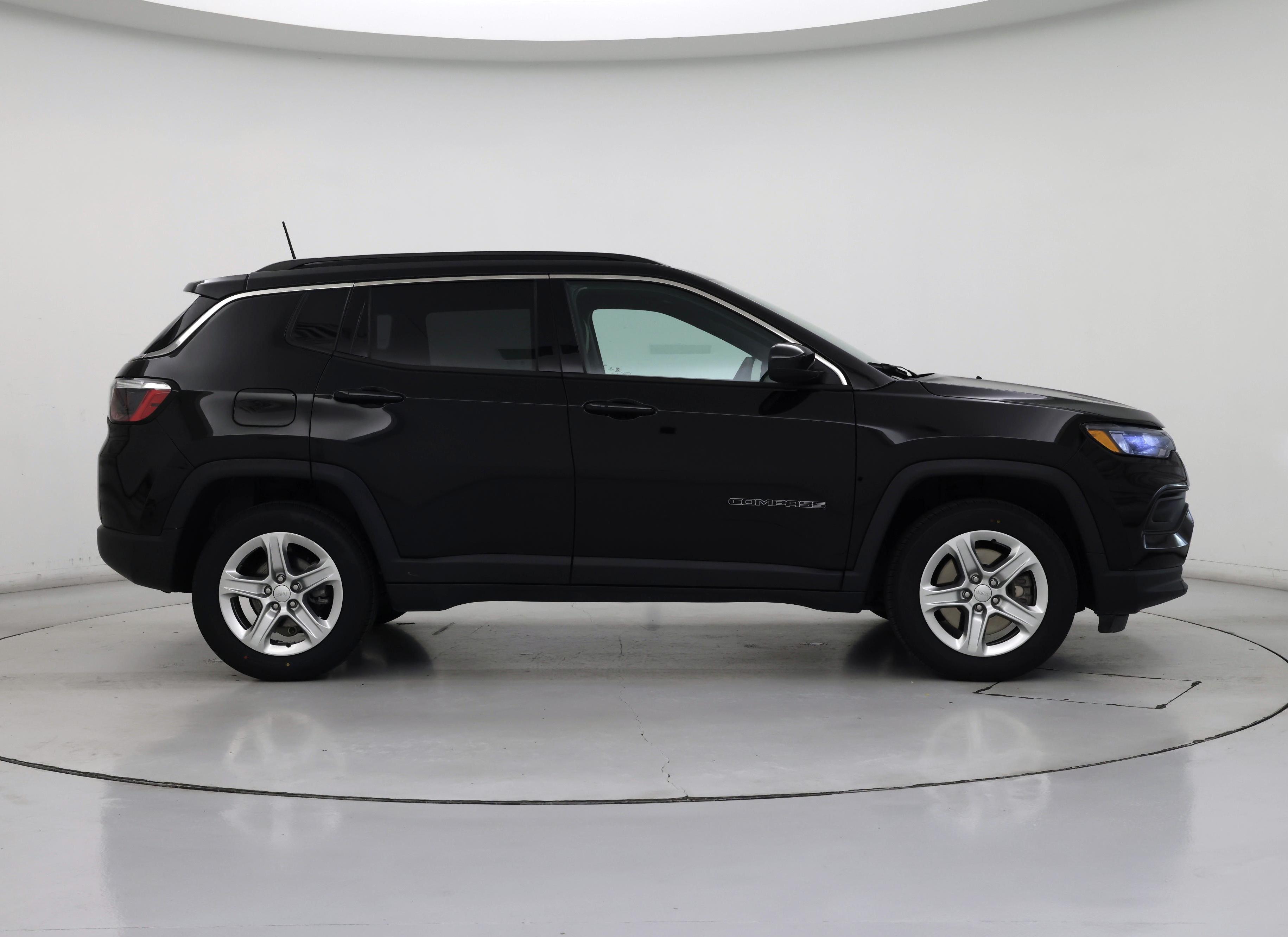 Thumbnail: 2023 Jeep Compass - 7