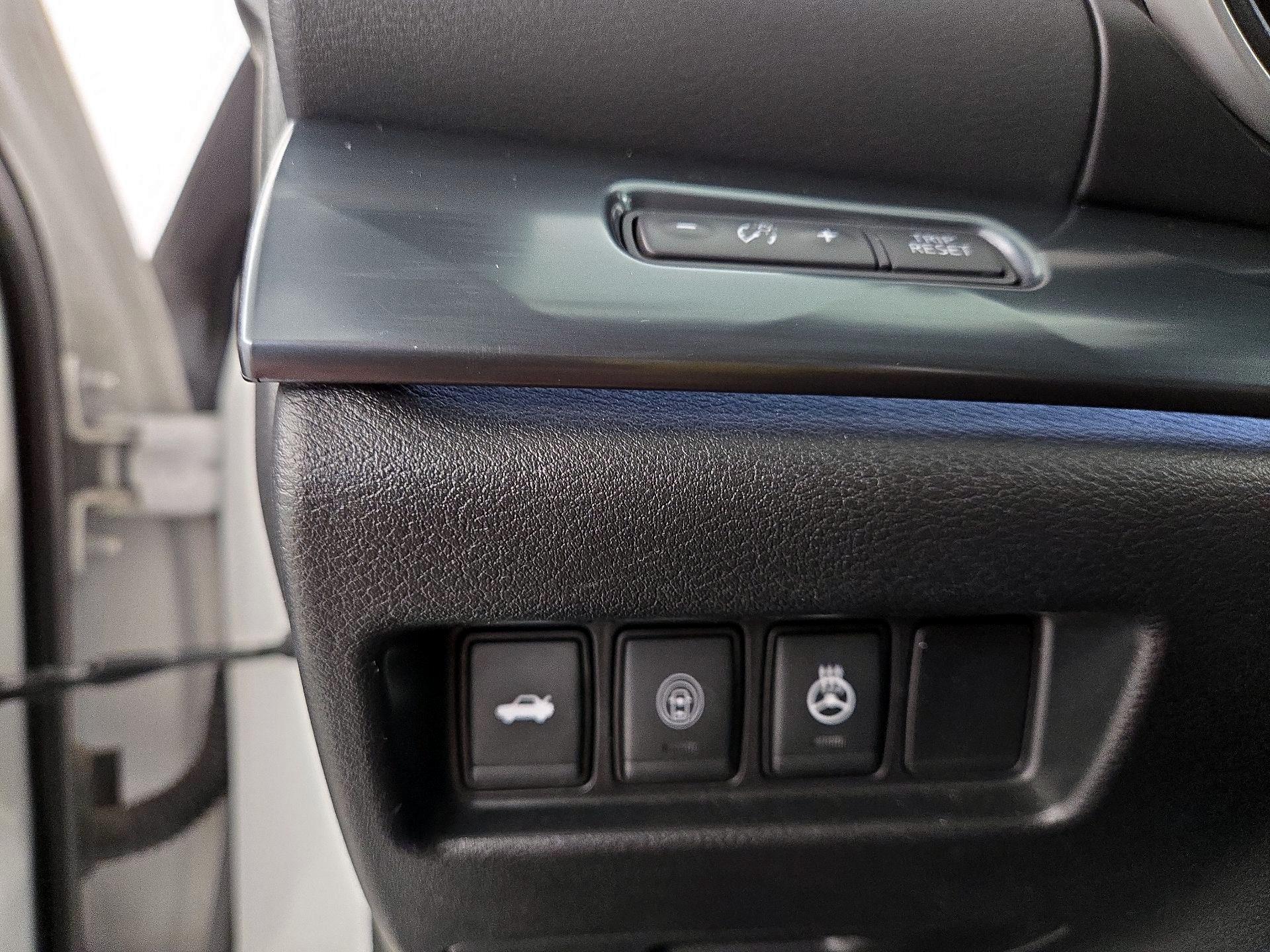 Thumbnail: 2019 Nissan Maxima - 13