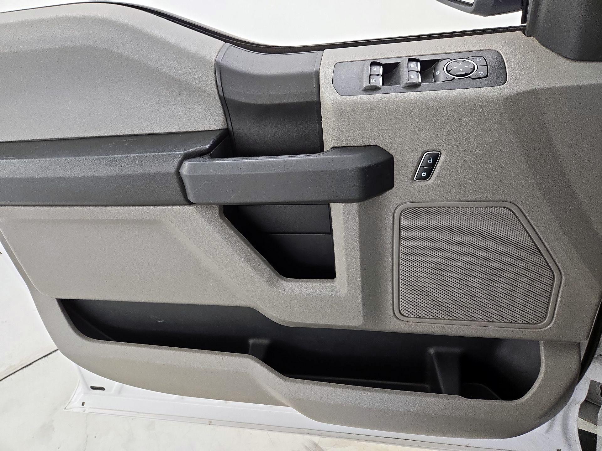 Thumbnail: 2017 Ford F-150 - 12