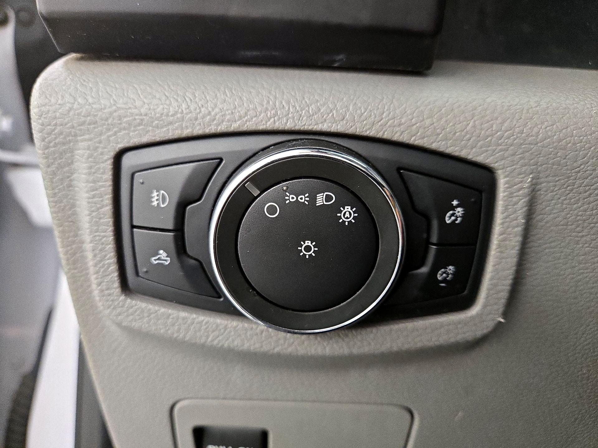 Thumbnail: 2017 Ford F-150 - 13