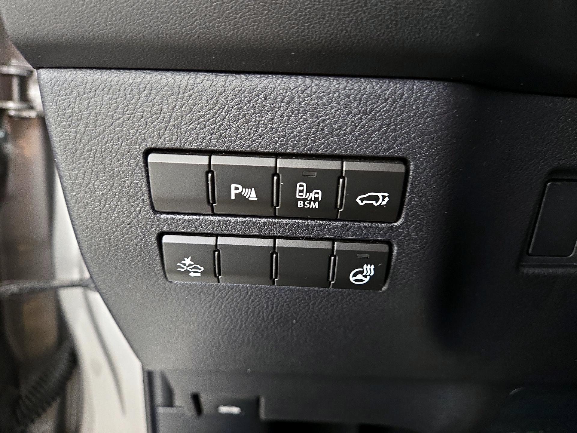 Thumbnail: 2017 Lexus NX - 13