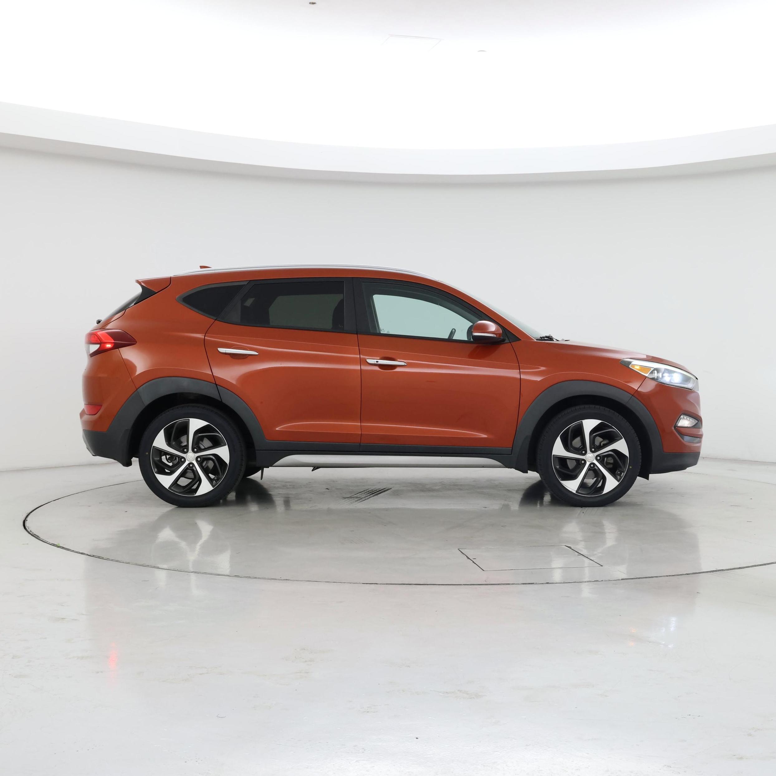 Thumbnail: 2017 Hyundai Tucson - 7