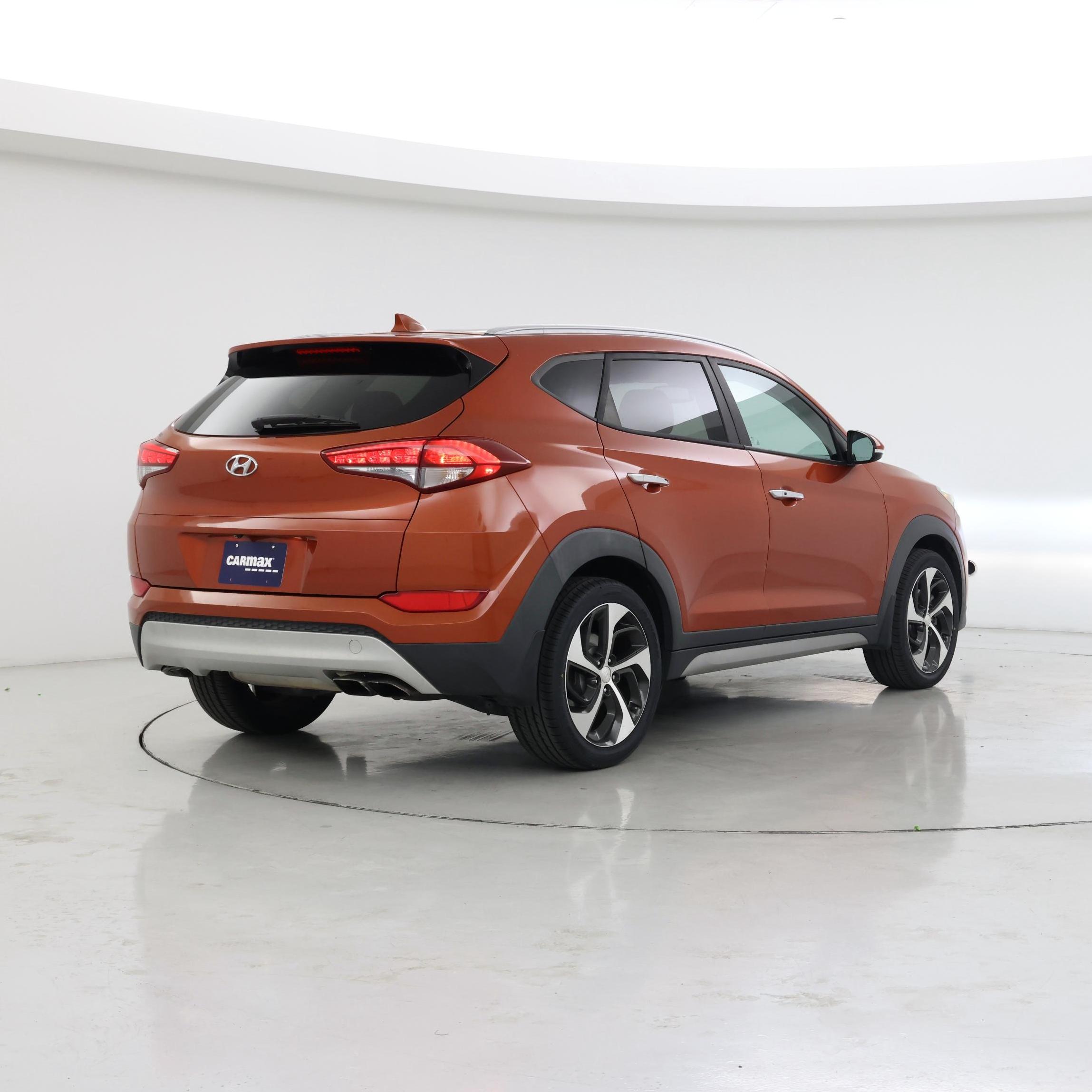 Thumbnail: 2017 Hyundai Tucson - 8