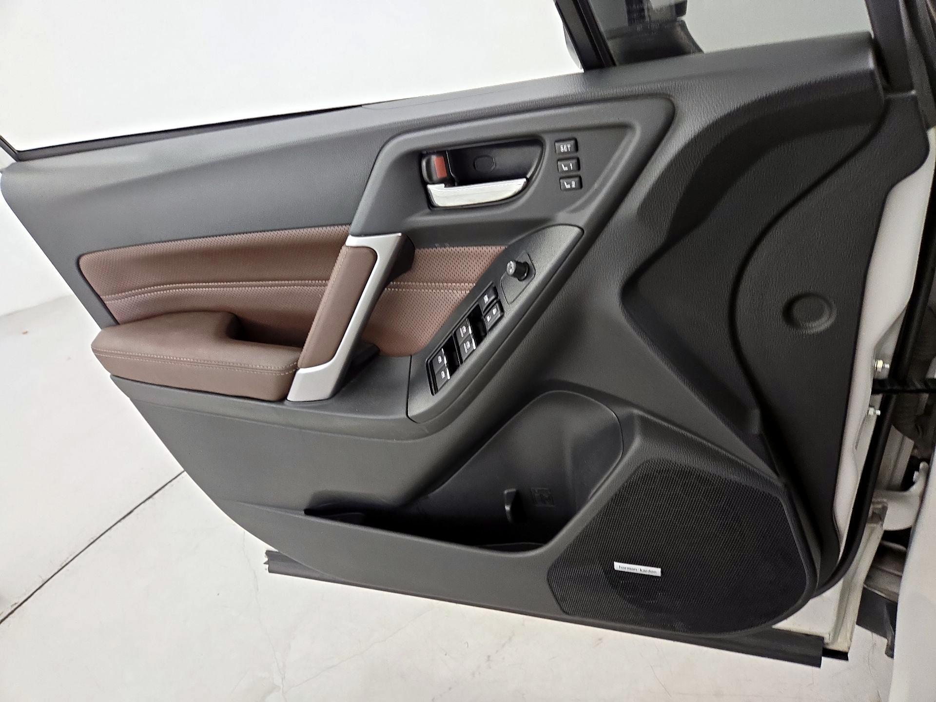 Thumbnail: 2017 Subaru Forester - 12