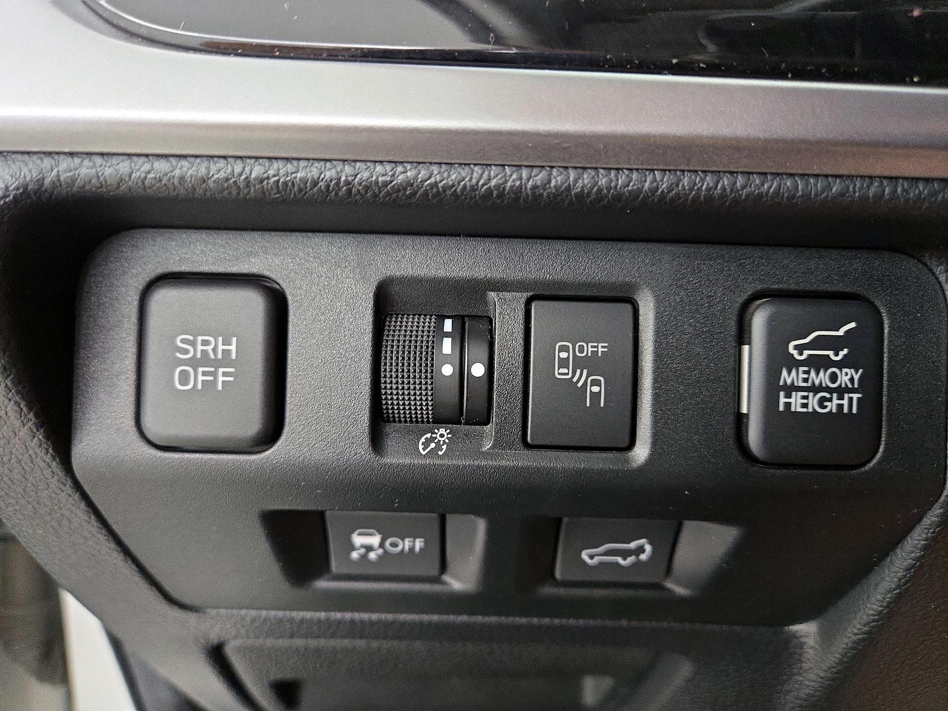 Thumbnail: 2017 Subaru Forester - 13