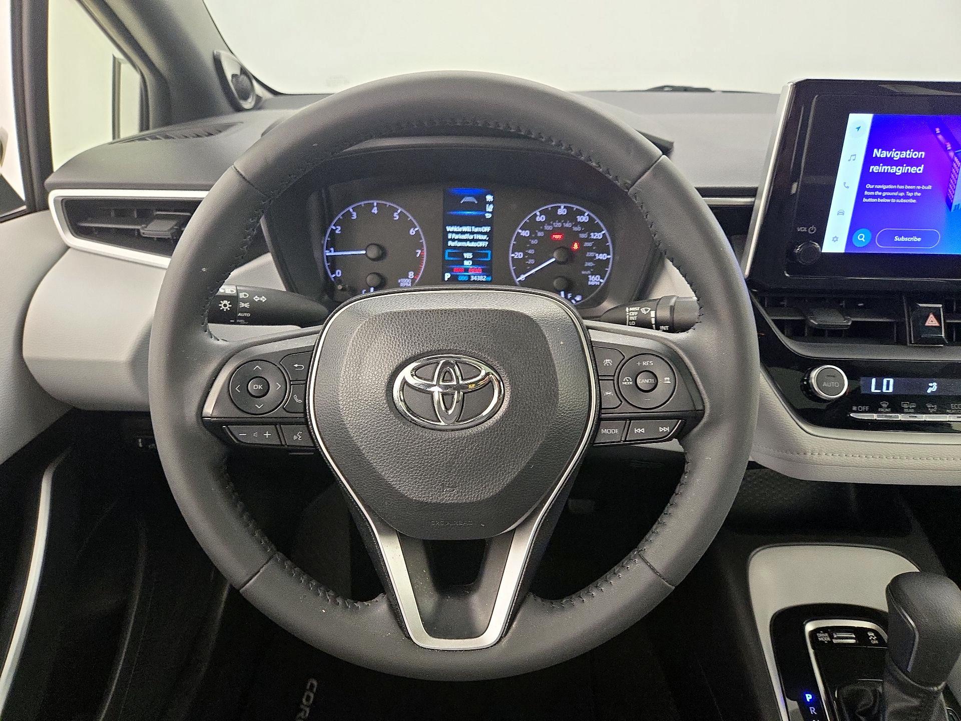 Thumbnail: 2023 Toyota Corolla - 10