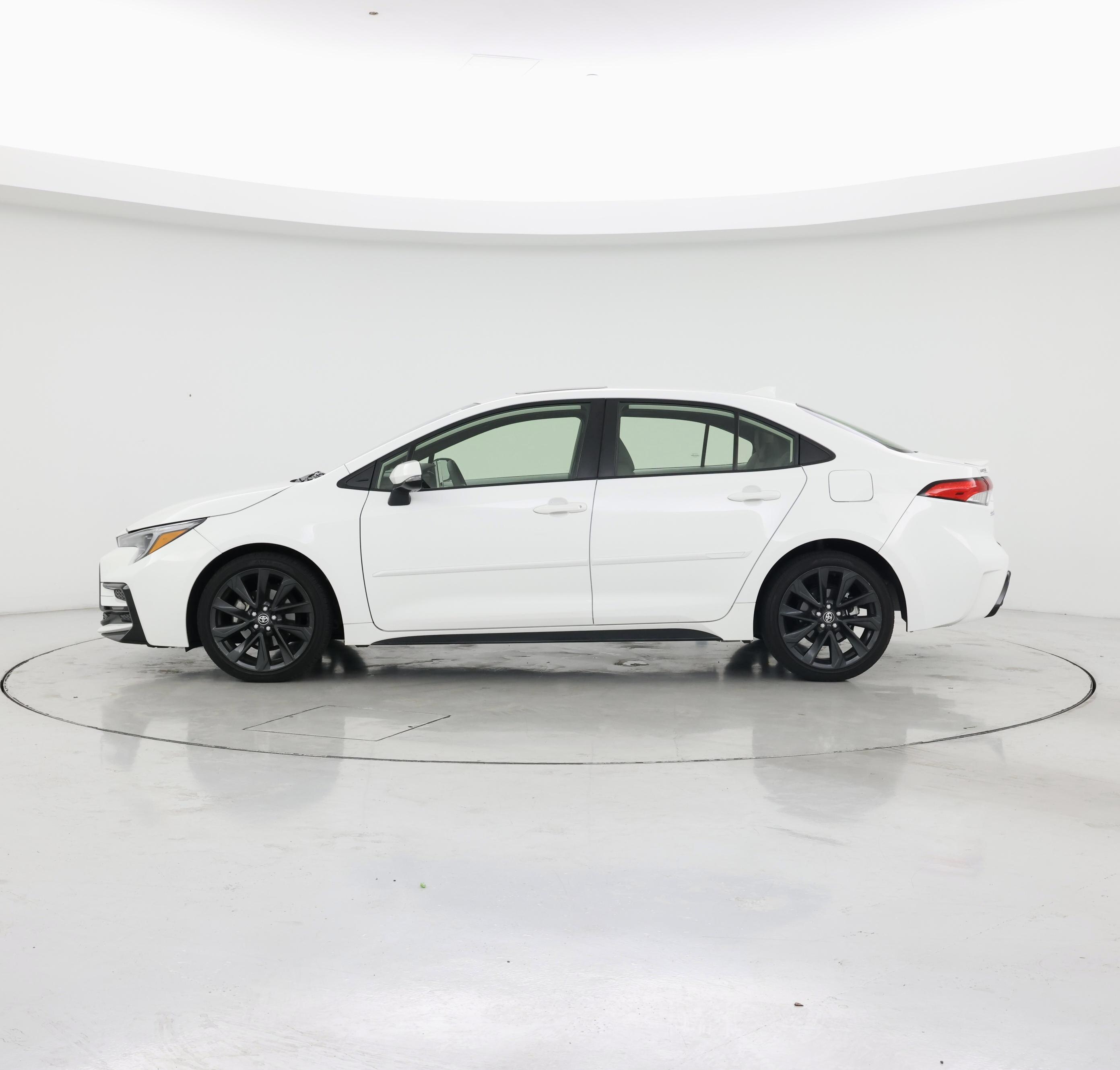 Thumbnail: 2023 Toyota Corolla - 3