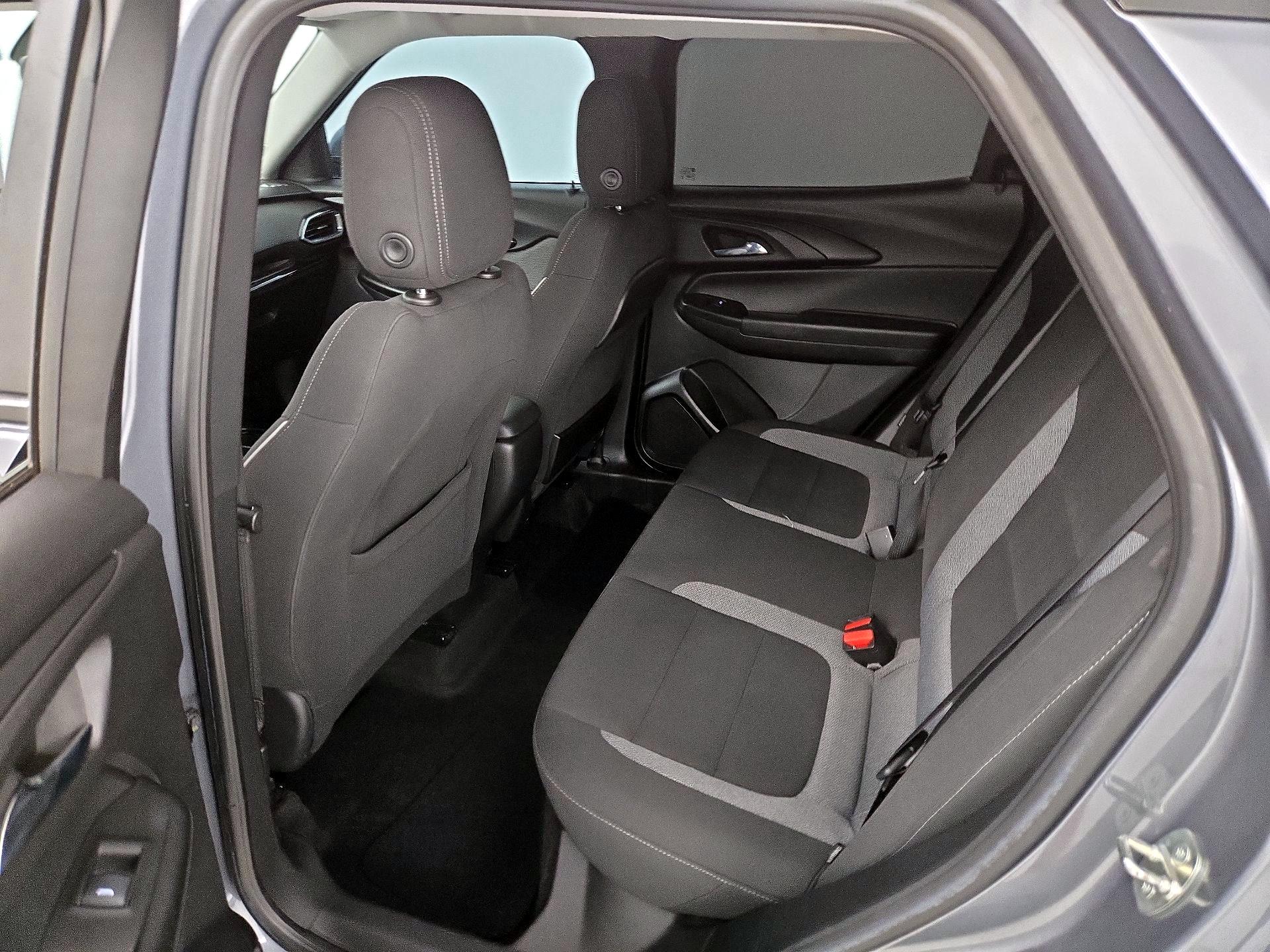 Thumbnail: 2022 Chevrolet TrailBlazer - 19