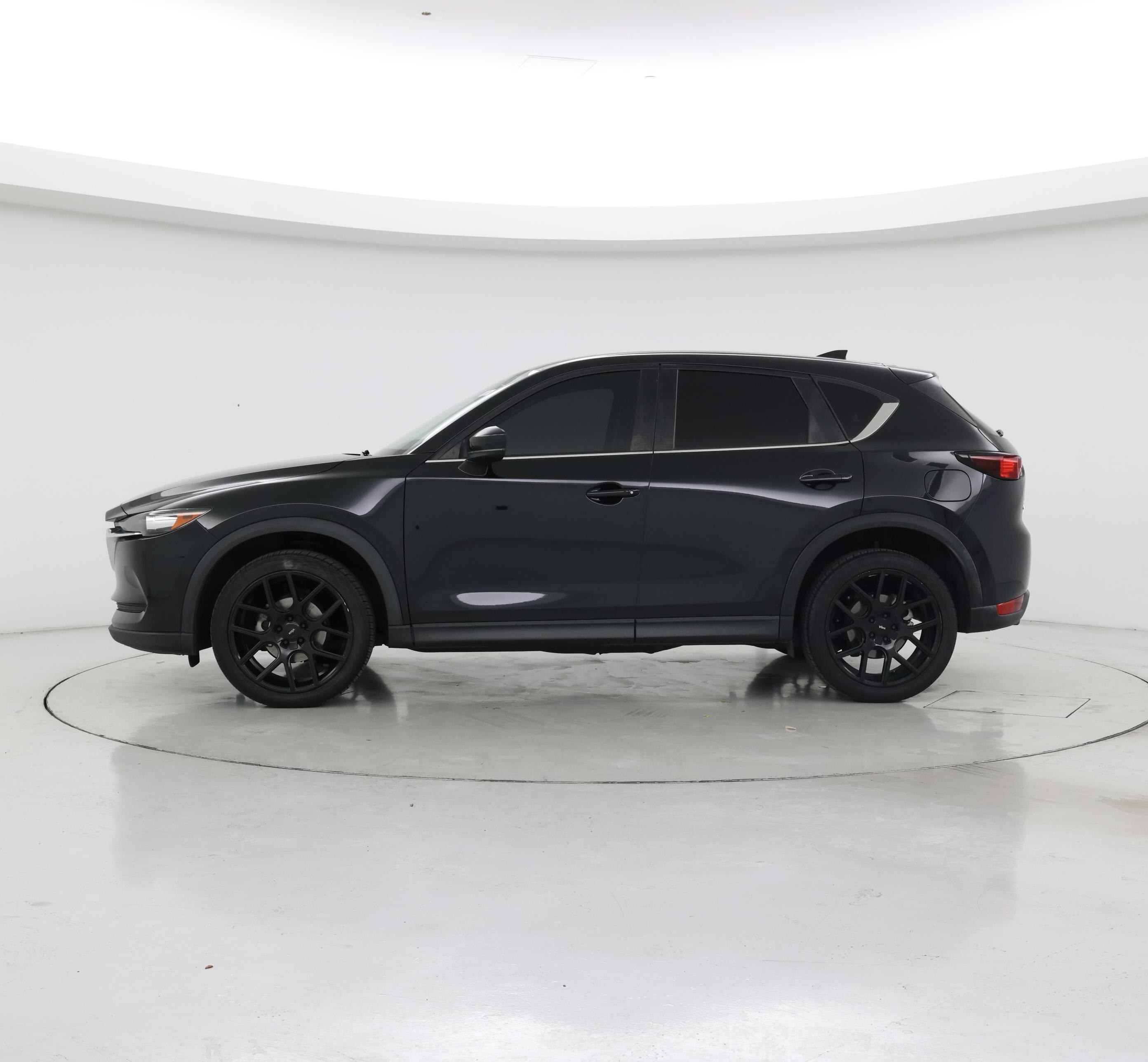Thumbnail: 2021 Mazda CX-5 - 3