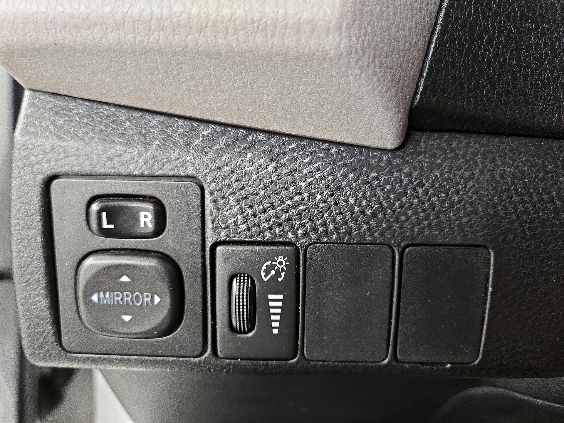 Thumbnail: 2016 Toyota Corolla - 13