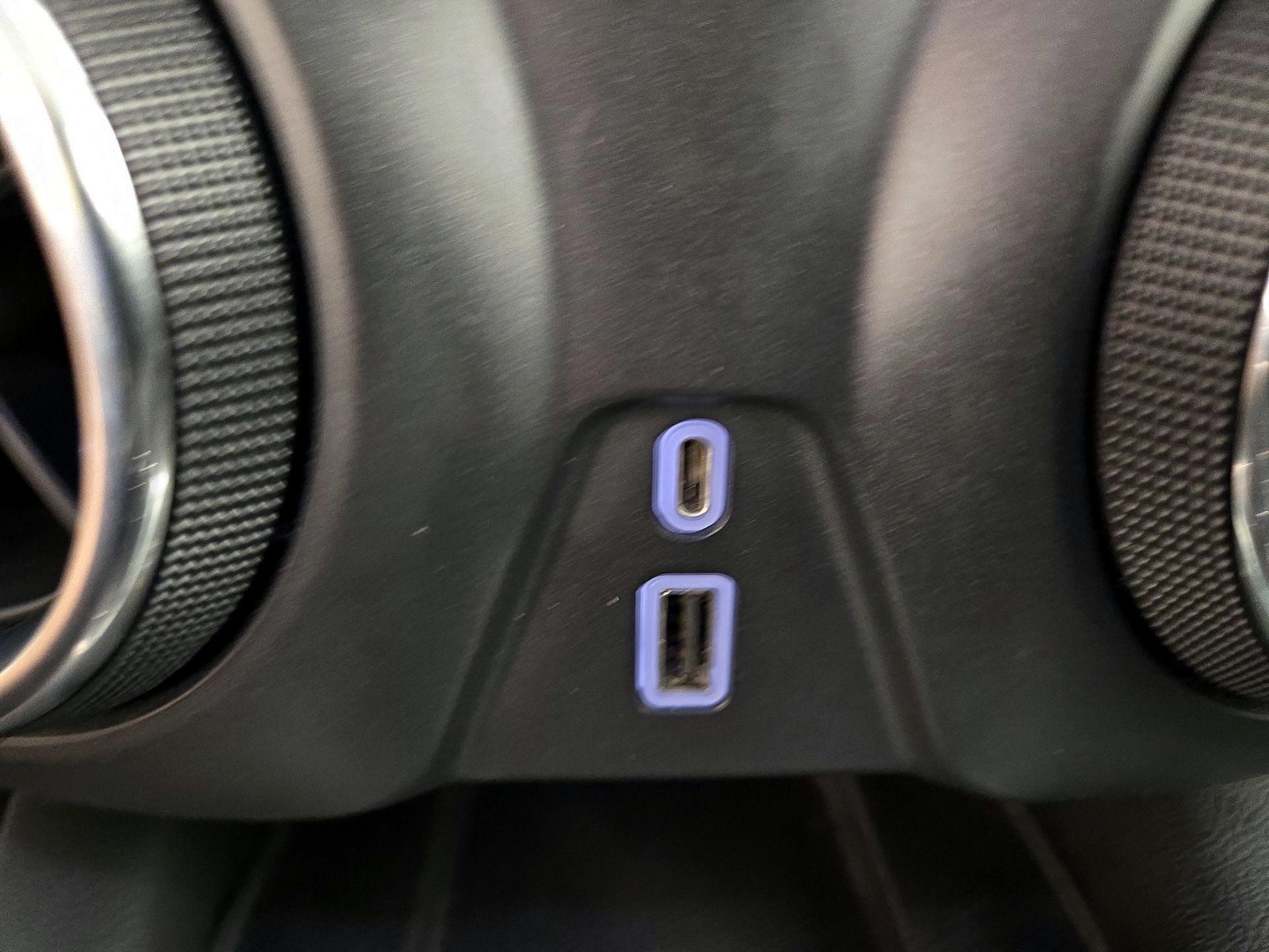 Thumbnail: 2020 Chevrolet Blazer - 19