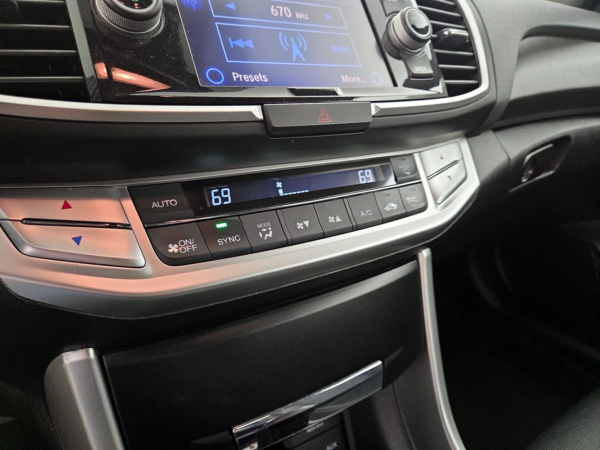 Thumbnail: 2014 Honda Accord - 16