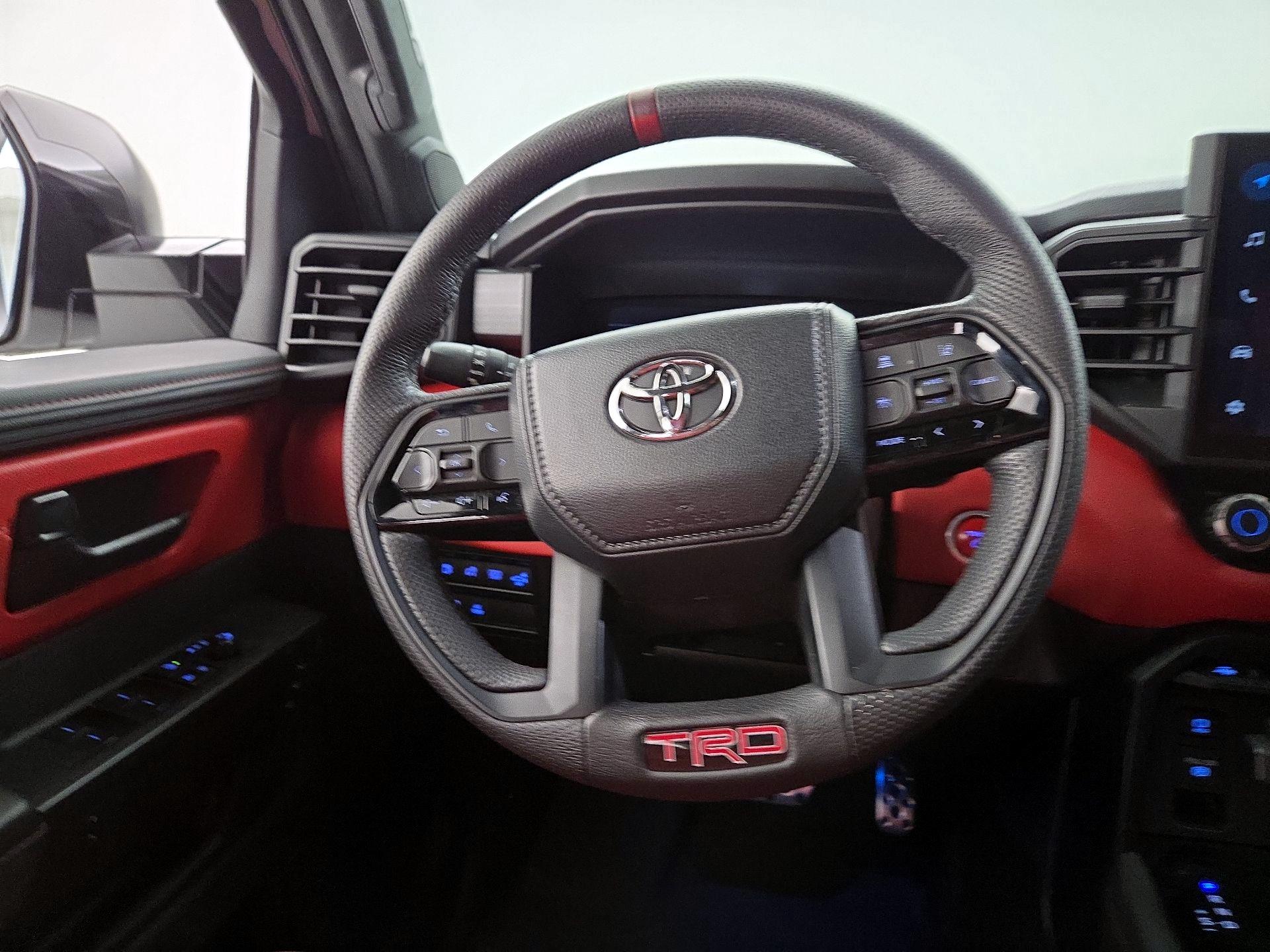 Thumbnail: 2024 Toyota Tundra - 10