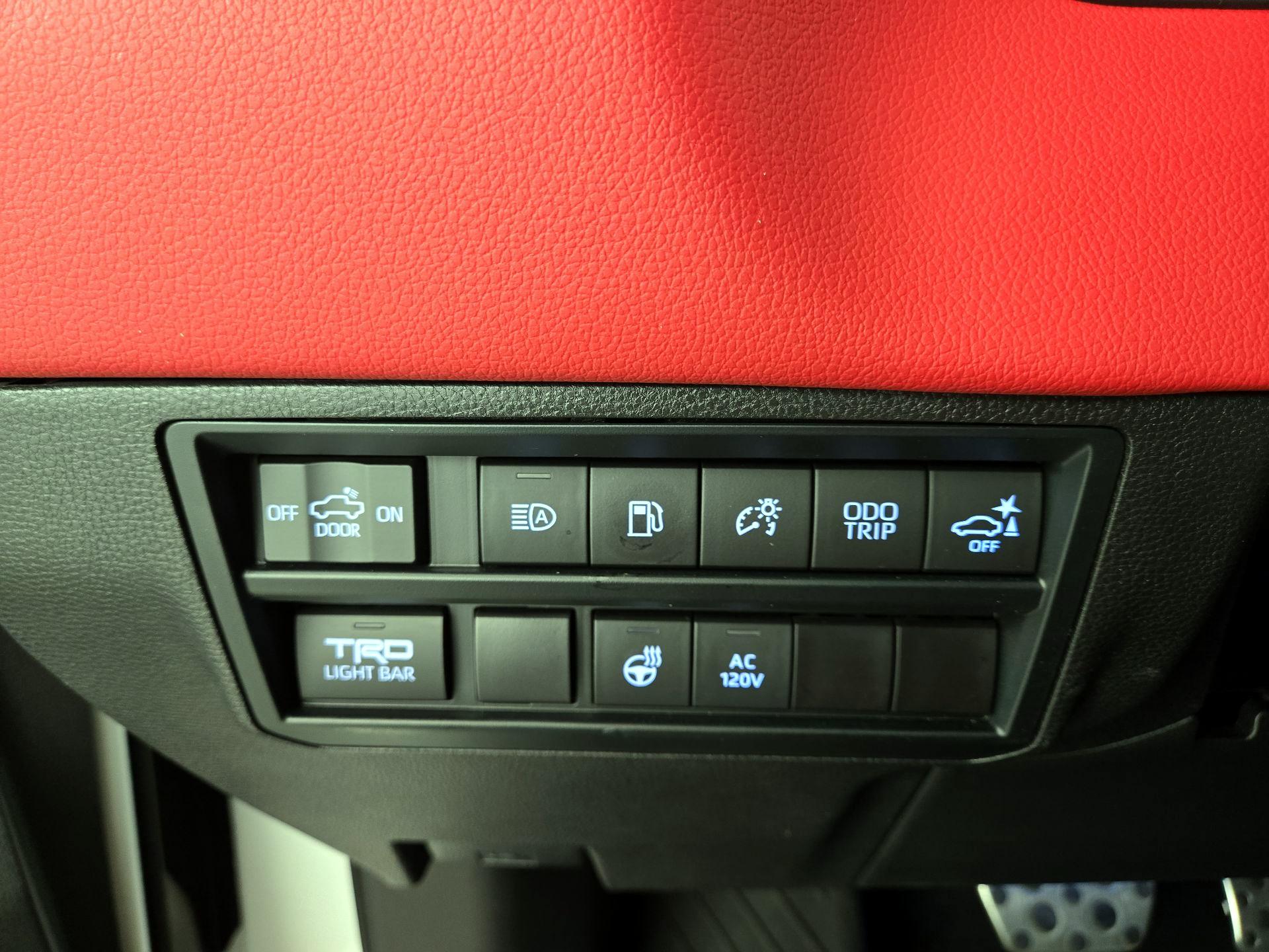 Thumbnail: 2024 Toyota Tundra - 13