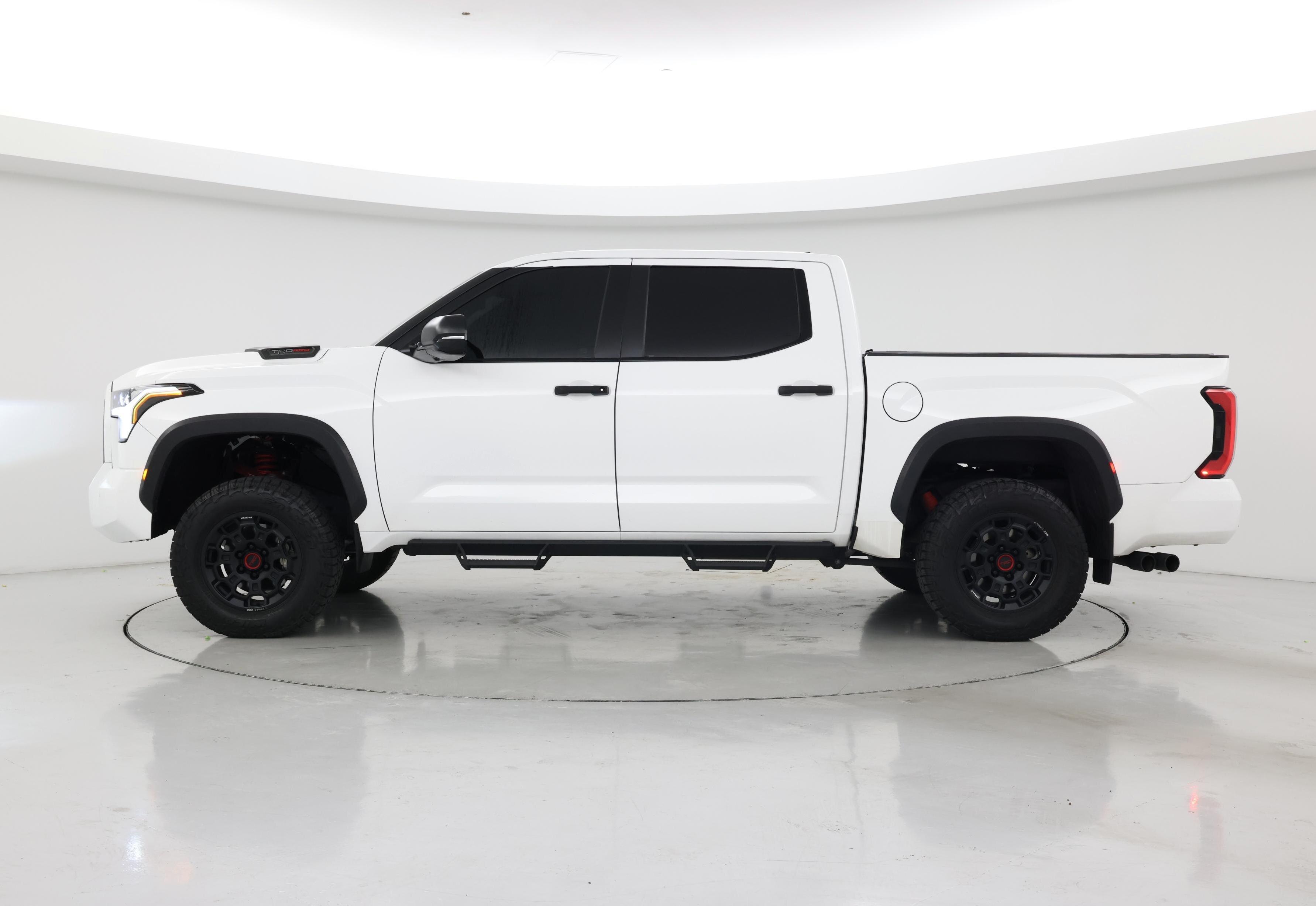 Thumbnail: 2024 Toyota Tundra - 3