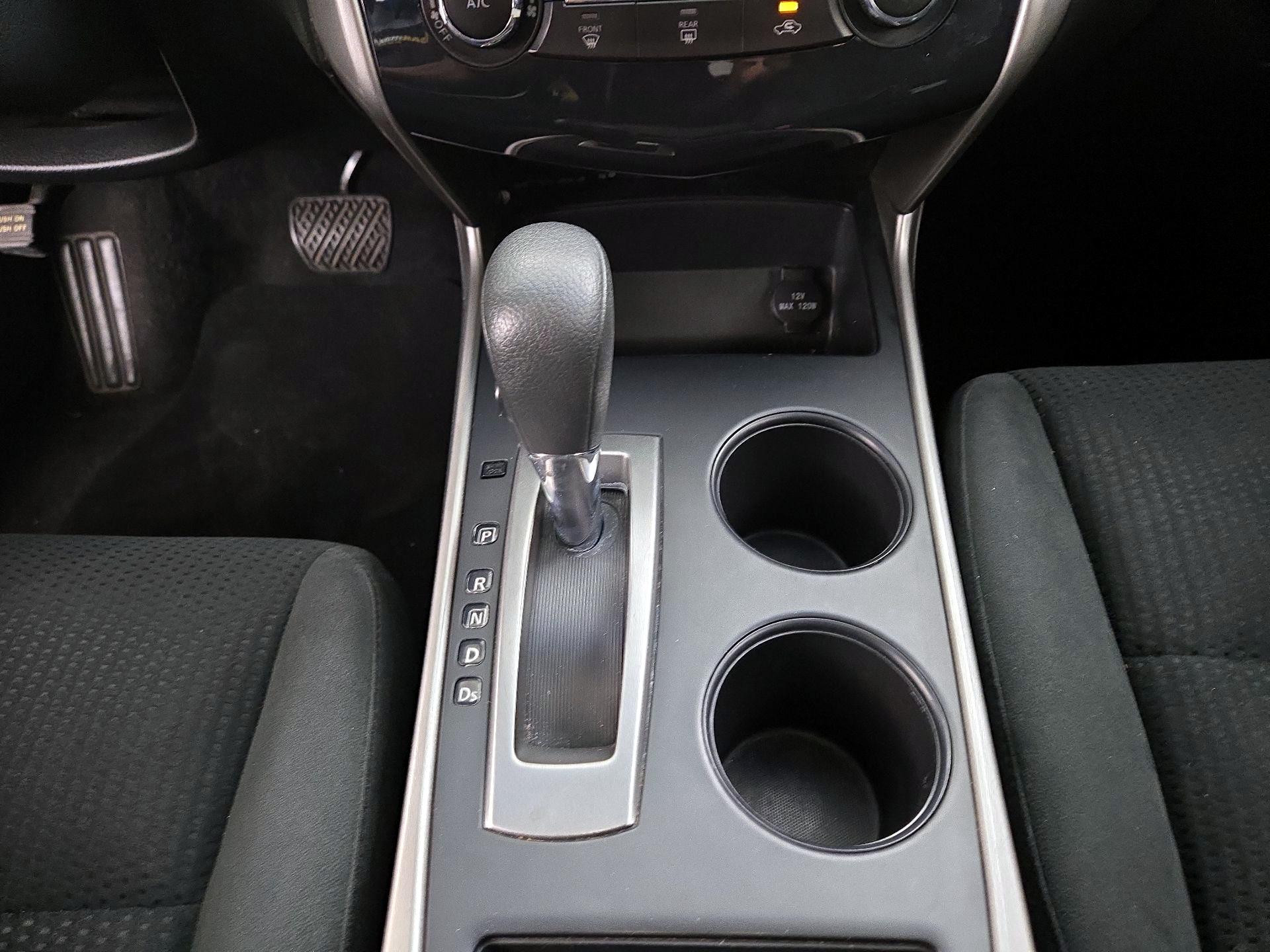 Thumbnail: 2015 Nissan Altima - 15