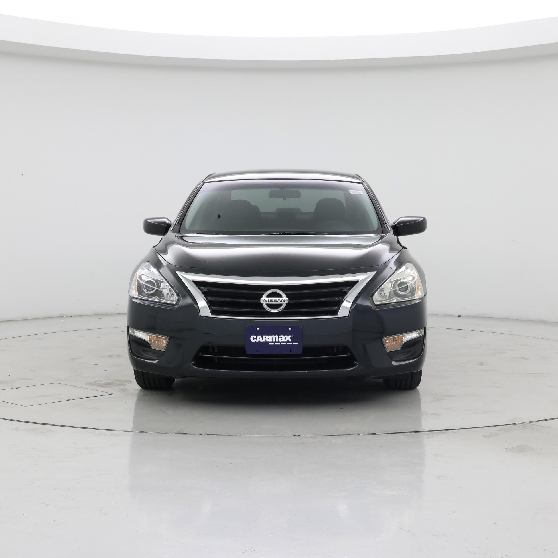 Thumbnail: 2015 Nissan Altima - 5