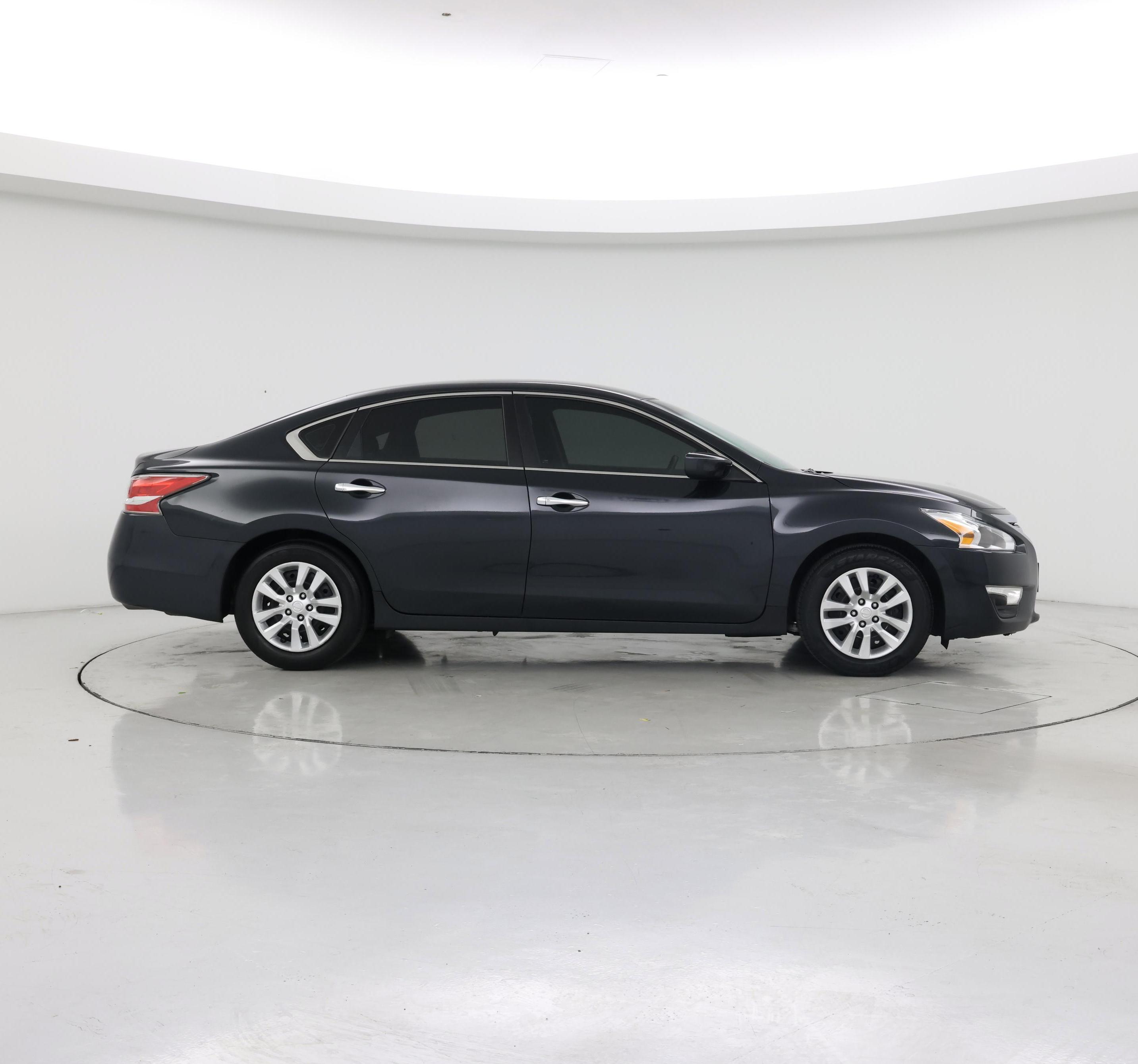 Thumbnail: 2015 Nissan Altima - 7