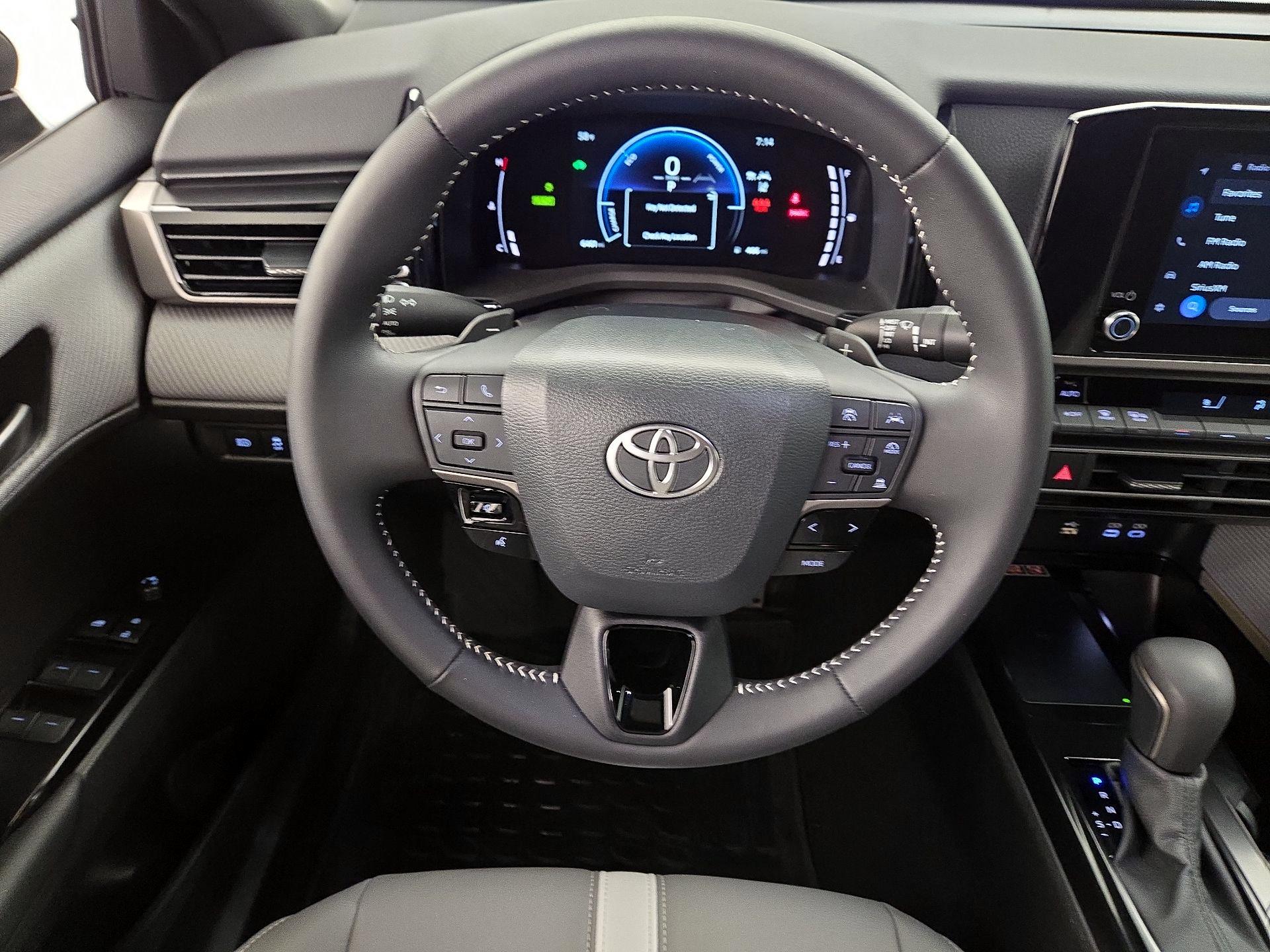 Thumbnail: 2025 Toyota Camry - 10