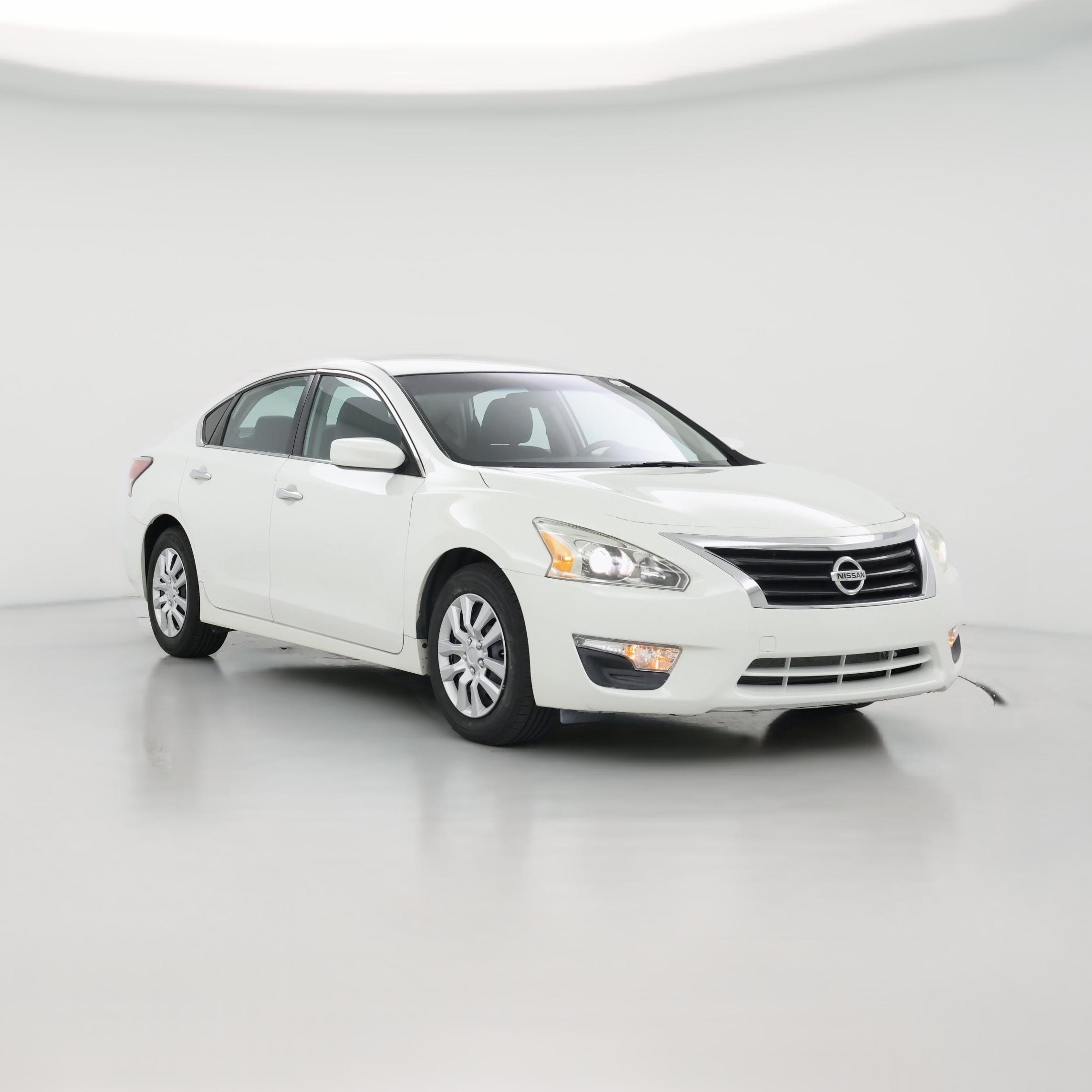 Thumbnail: 2015 Nissan Altima - 1