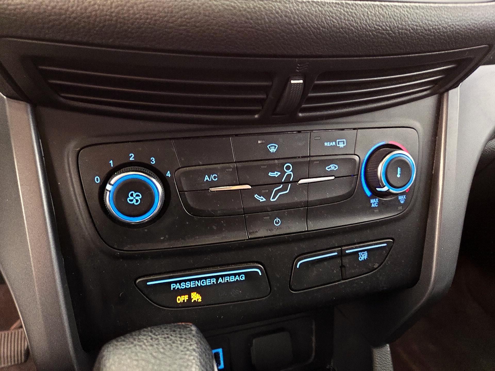 Thumbnail: 2018 Ford Escape - 16