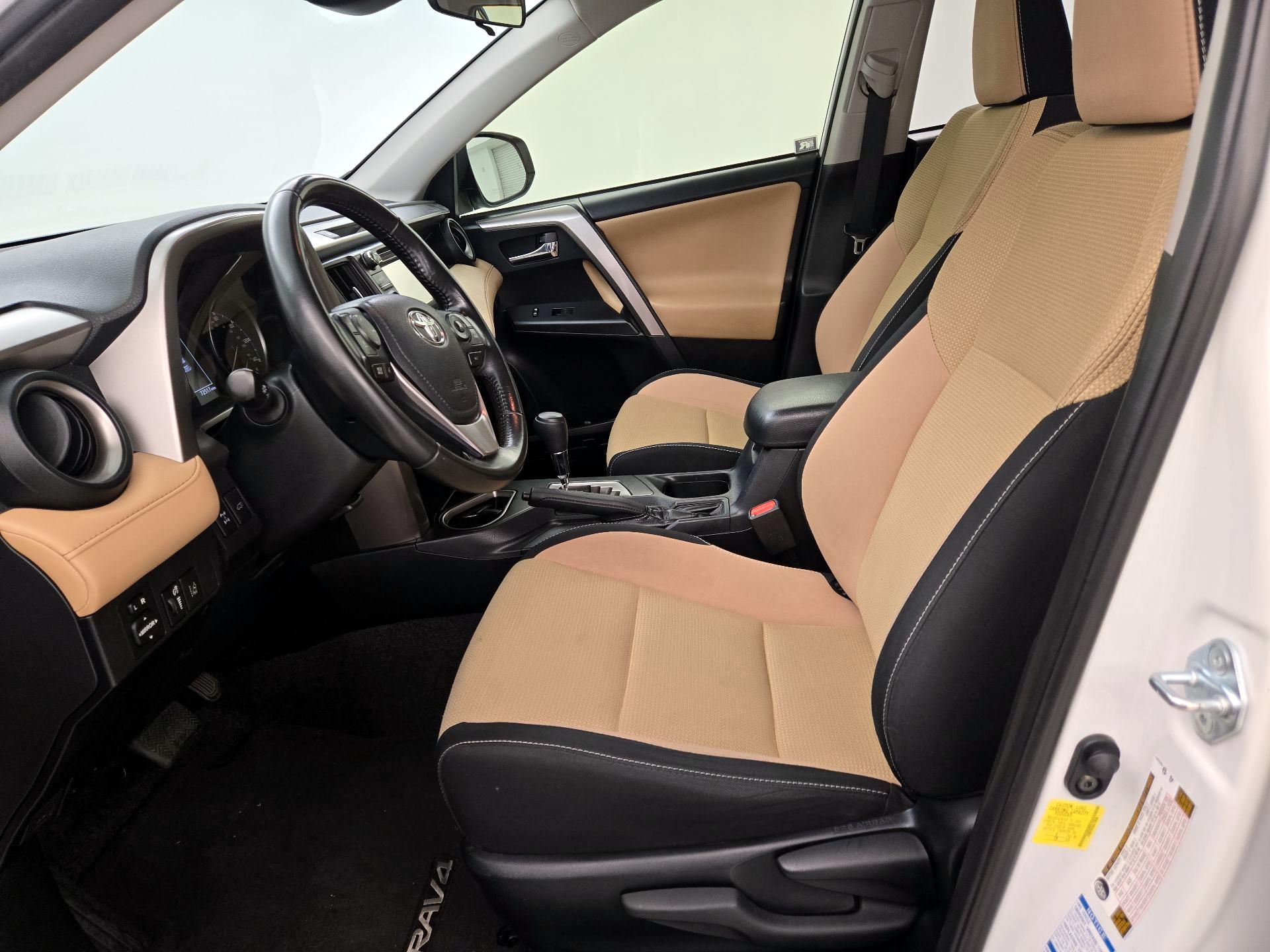Thumbnail: 2017 Toyota RAV4 - 11