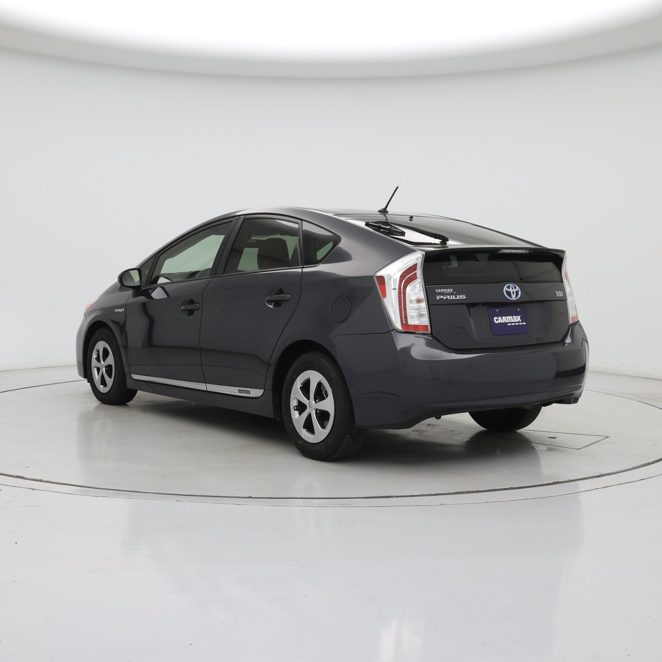 Thumbnail: 2015 Toyota Prius - 2