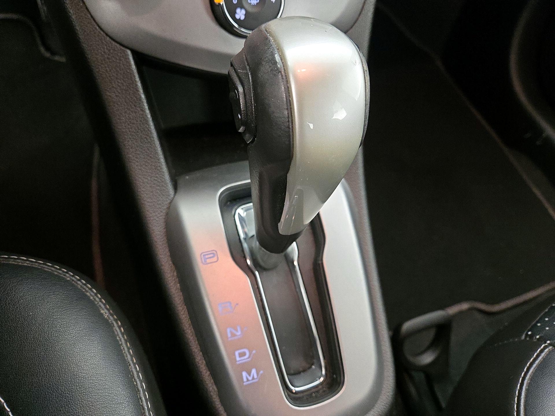 Thumbnail: 2020 Chevrolet Sonic - 17