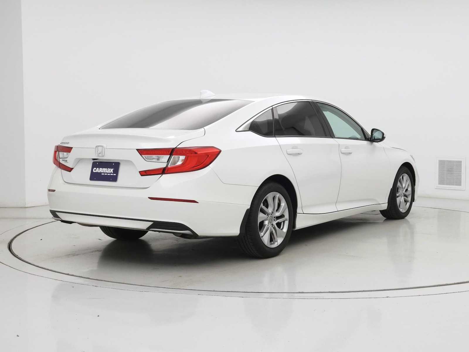 2019 Honda Accord LX - Photo 9