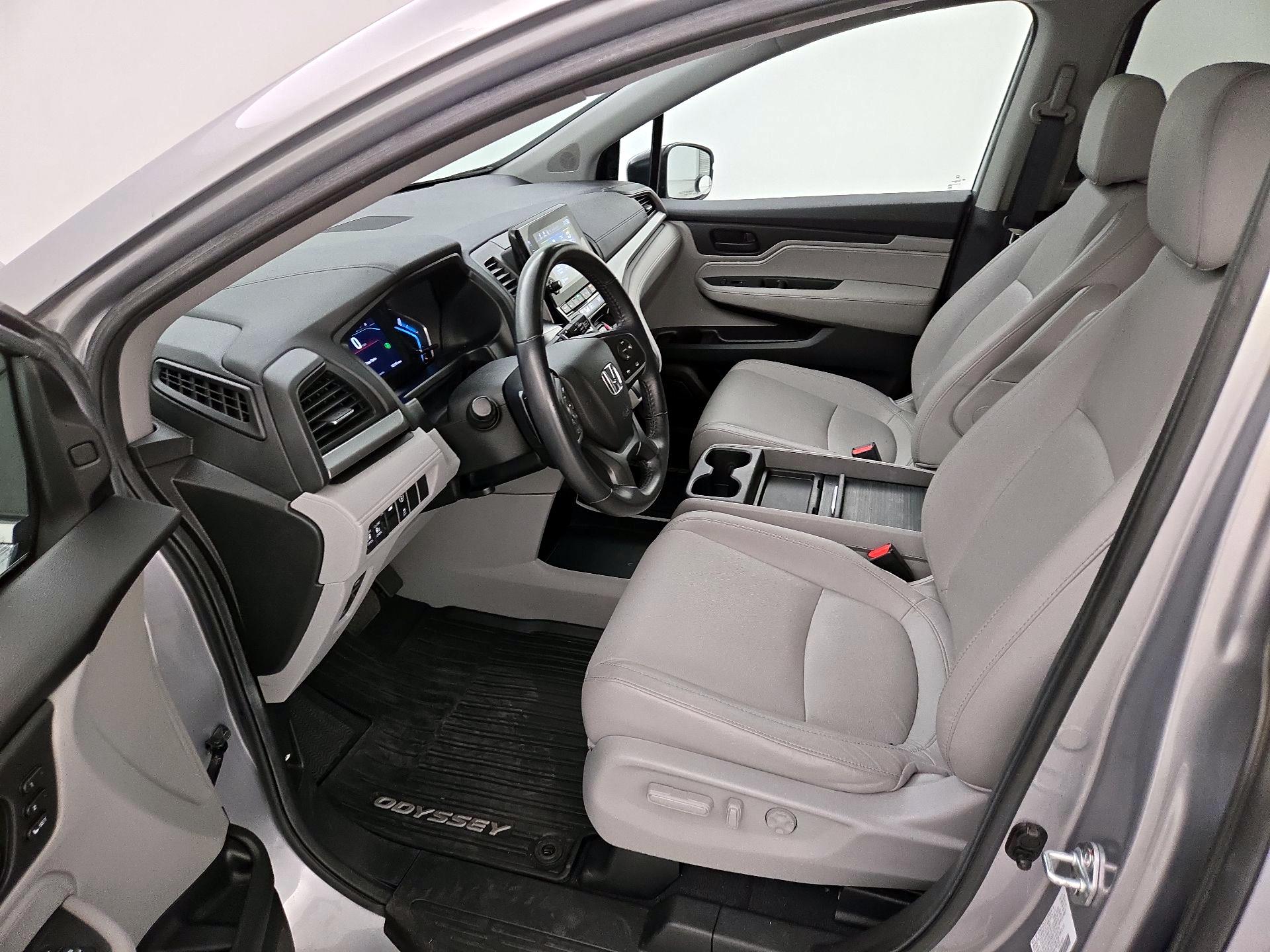 Thumbnail: 2022 Honda Odyssey - 11