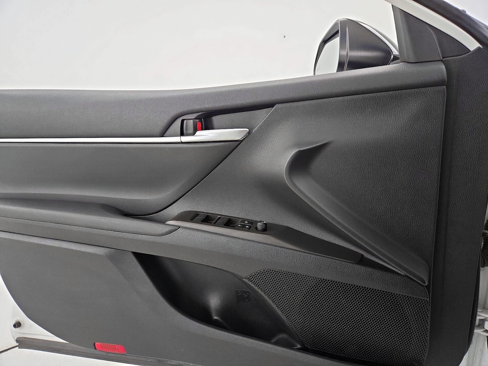 2024 Toyota Camry TRD - Photo 13