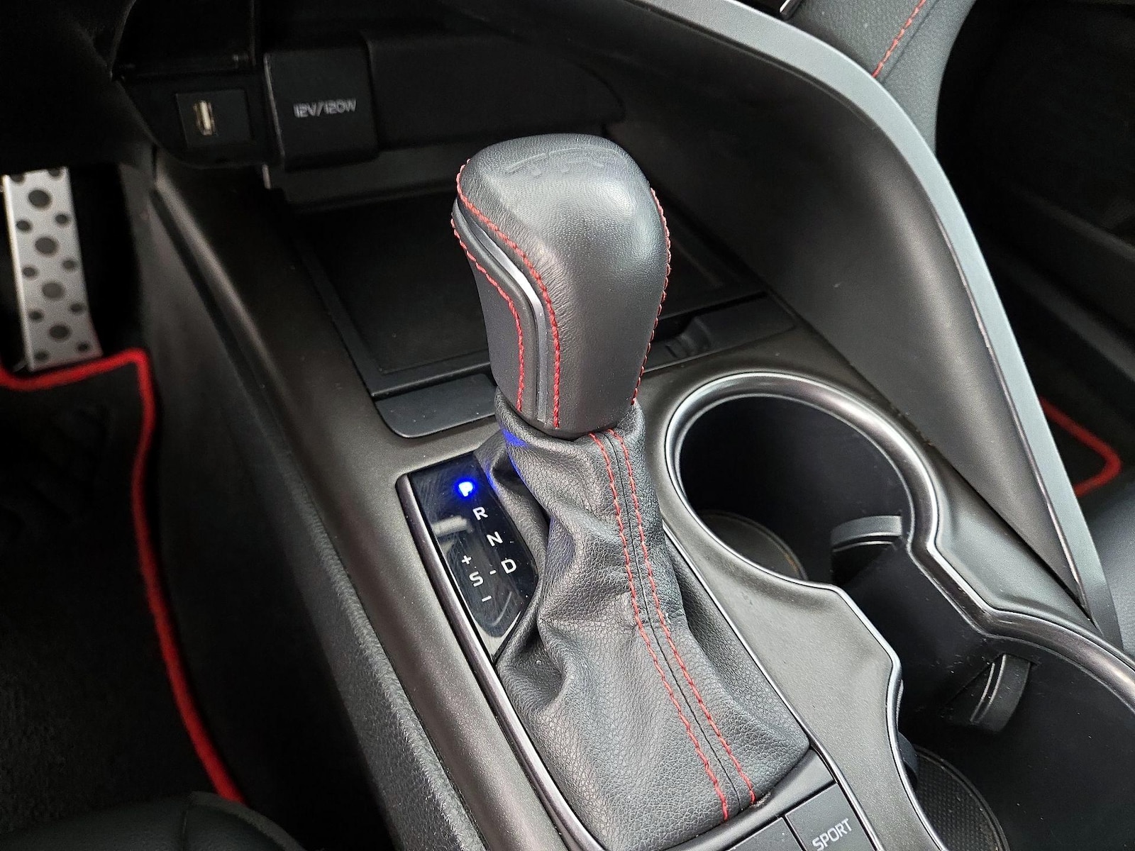 2024 Toyota Camry TRD - Photo 18