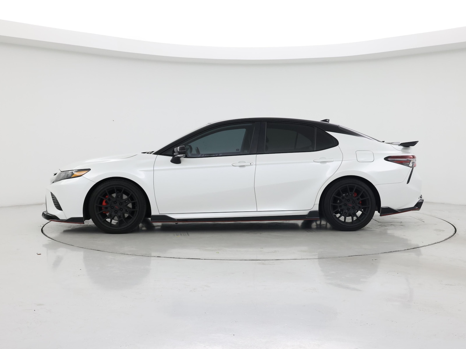 2024 Toyota Camry TRD - Photo 4