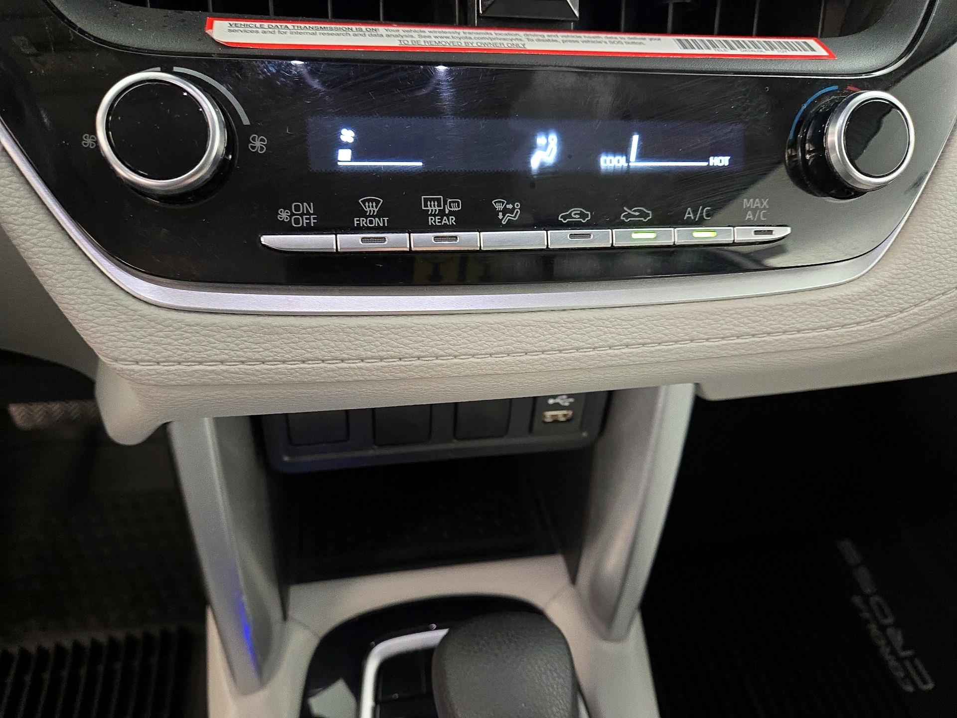 Thumbnail: 2022 Toyota Corolla Cross - 16