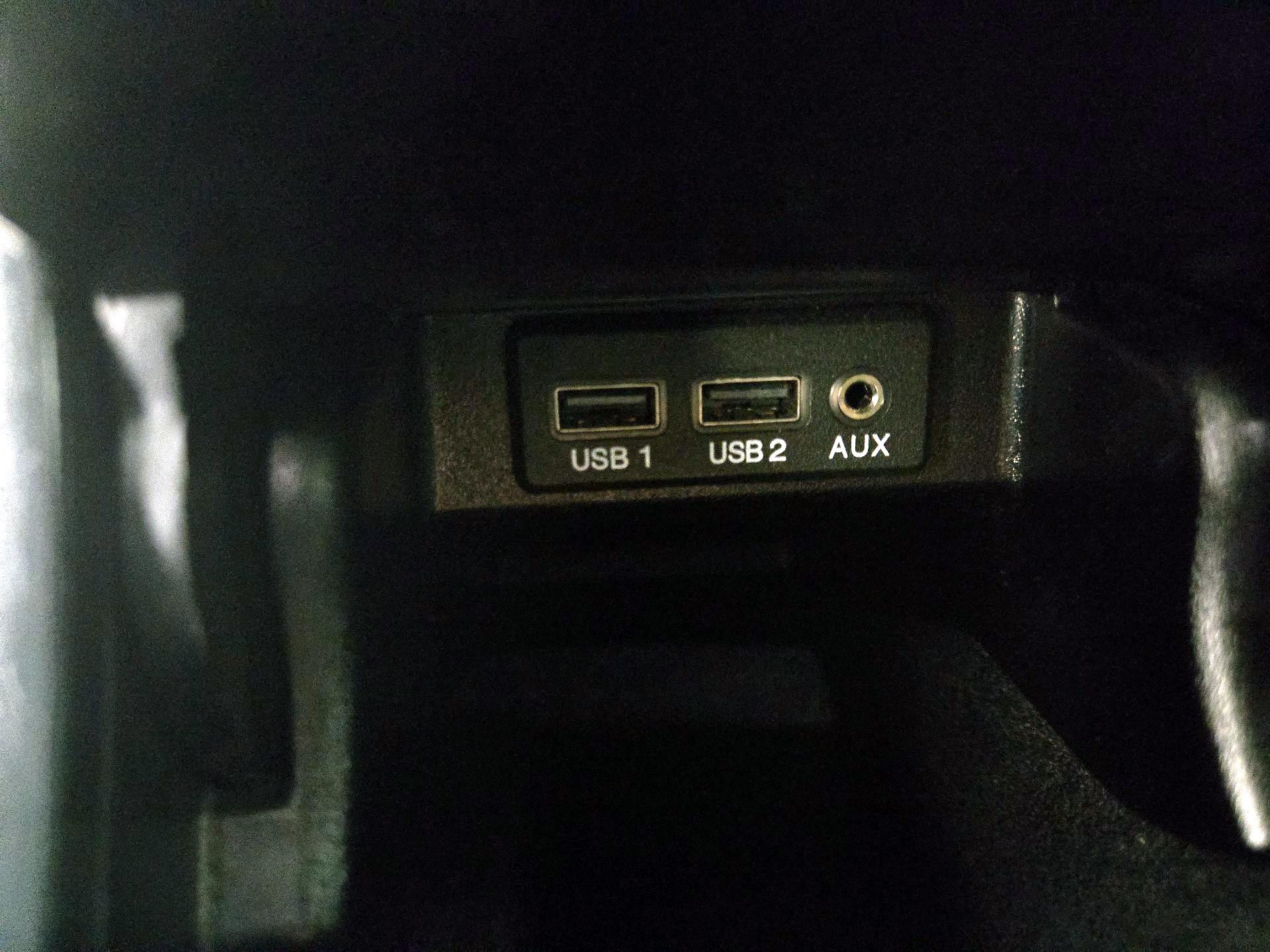 Thumbnail: 2017 Nissan Maxima - 19