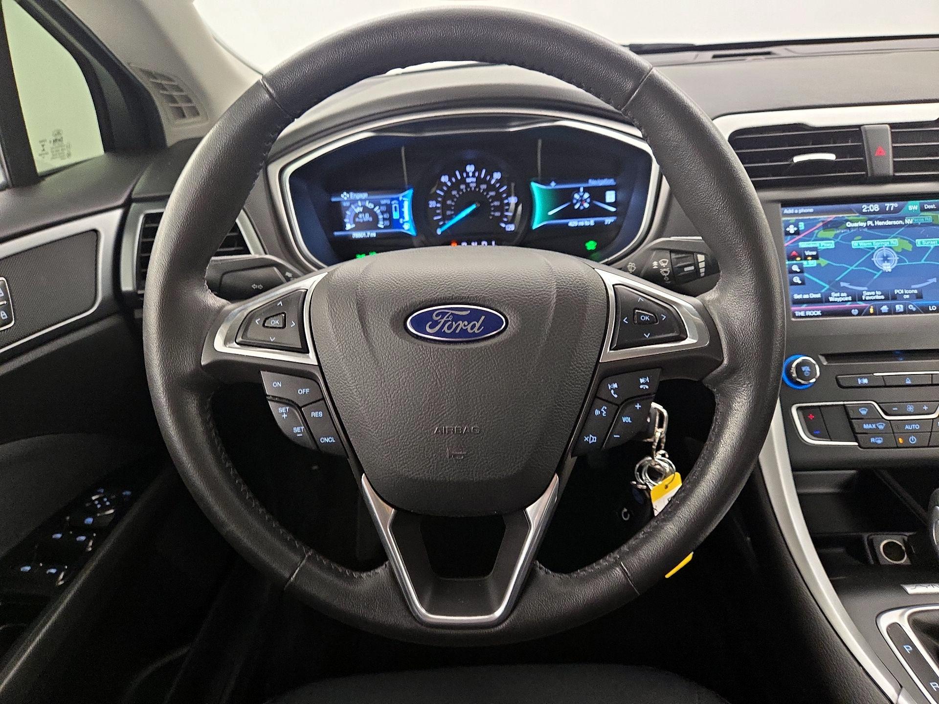 Thumbnail: 2016 Ford Fusion - 10