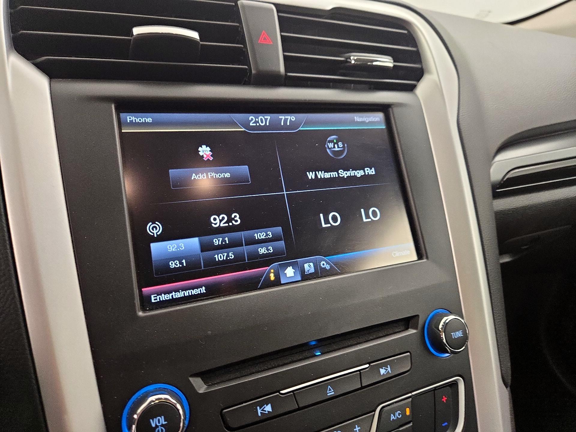 Thumbnail: 2016 Ford Fusion - 16
