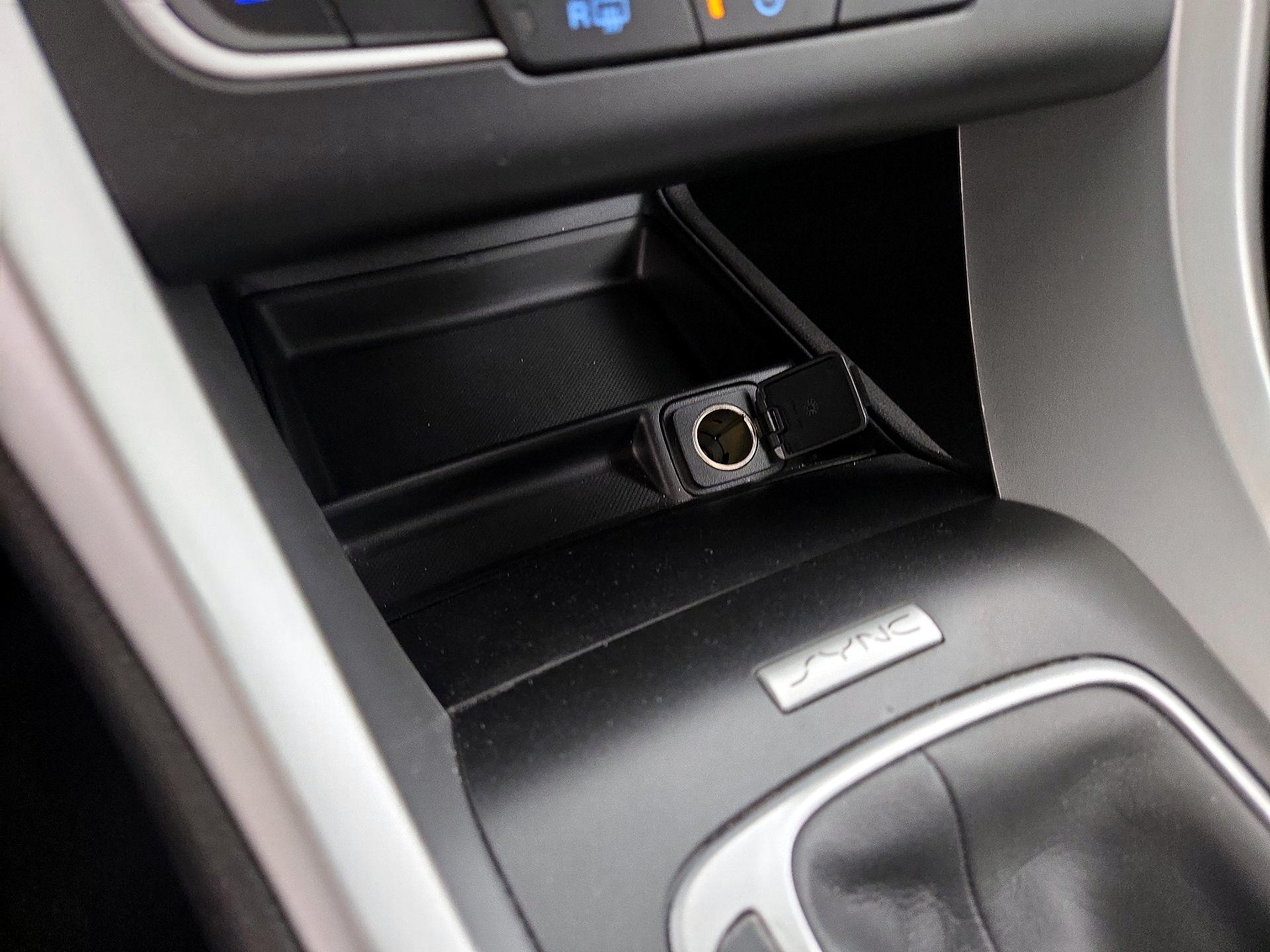 Thumbnail: 2016 Ford Fusion - 19