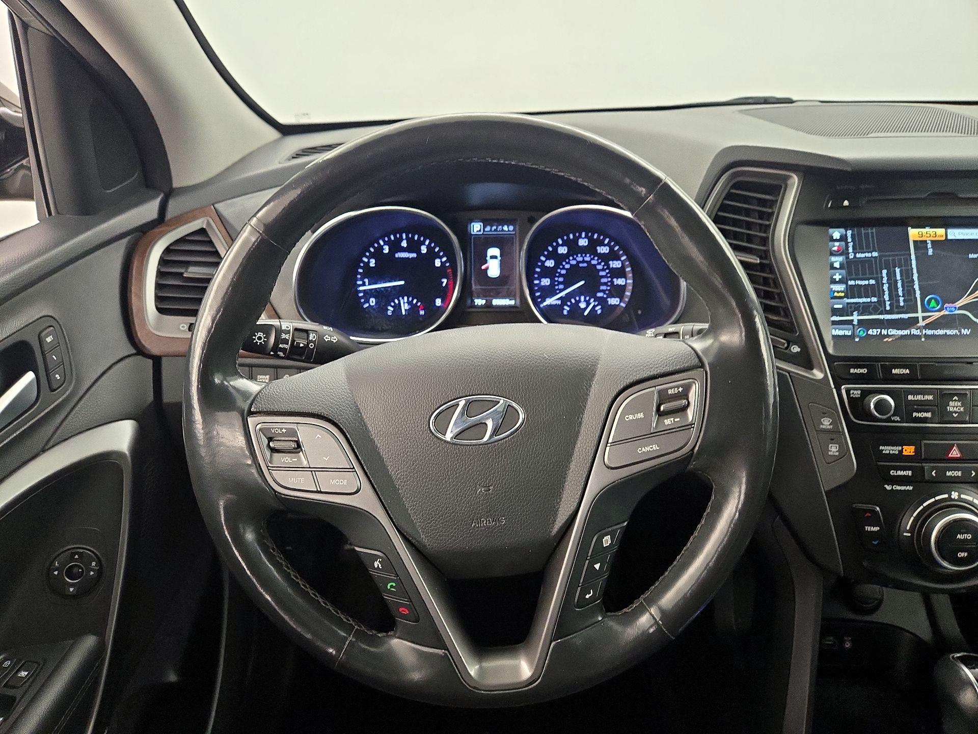 Thumbnail: 2018 Hyundai Santa Fe - 10