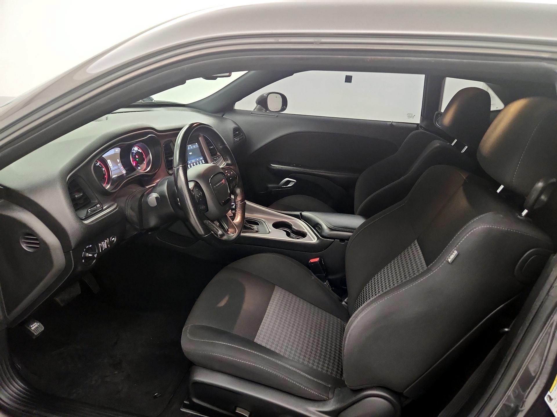 Thumbnail: 2022 Dodge Challenger - 11