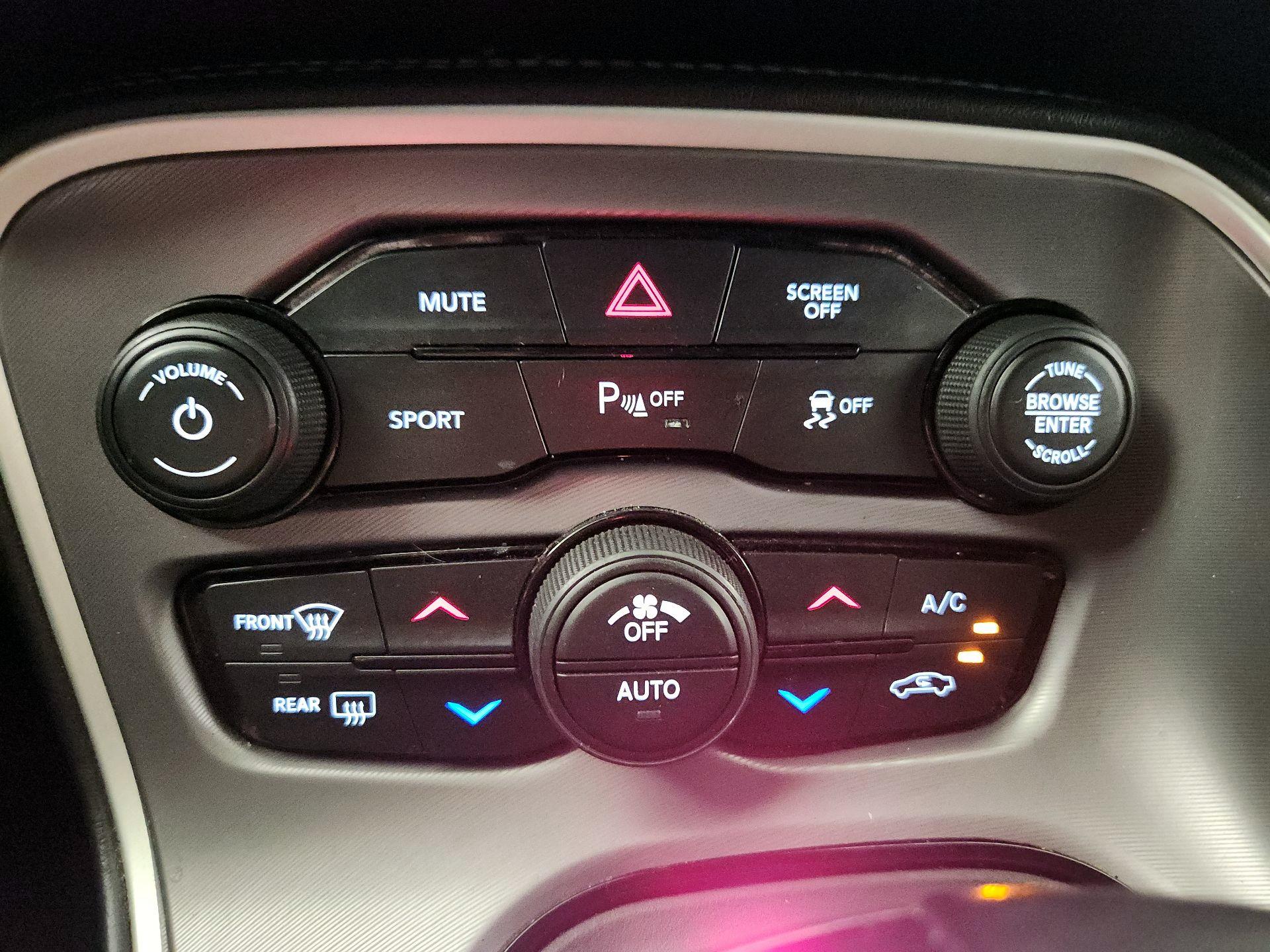 Thumbnail: 2022 Dodge Challenger - 16