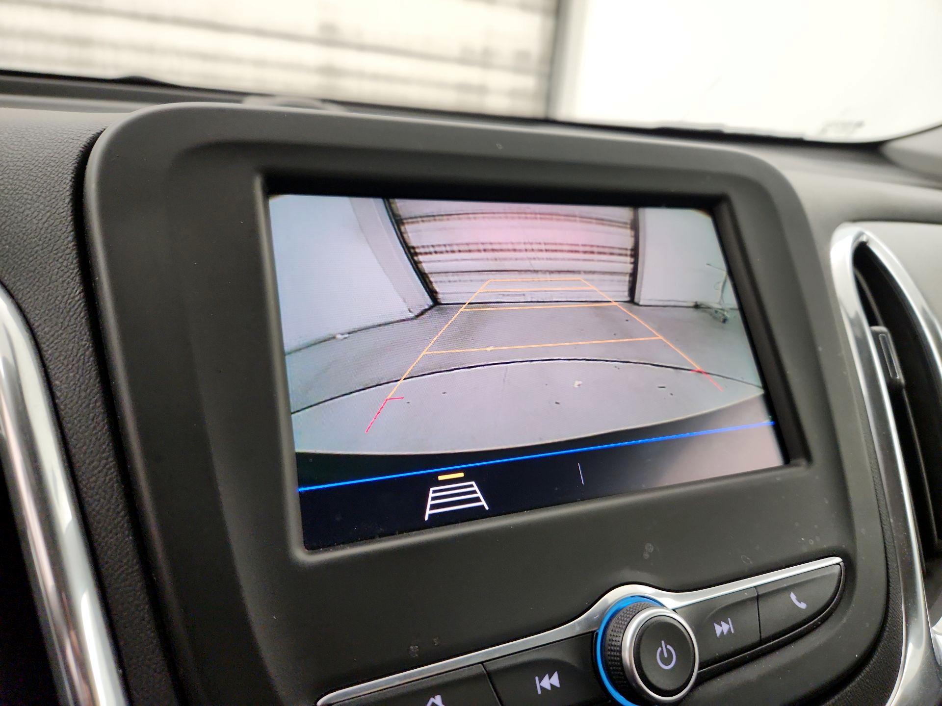 Thumbnail: 2020 Chevrolet Equinox - 14