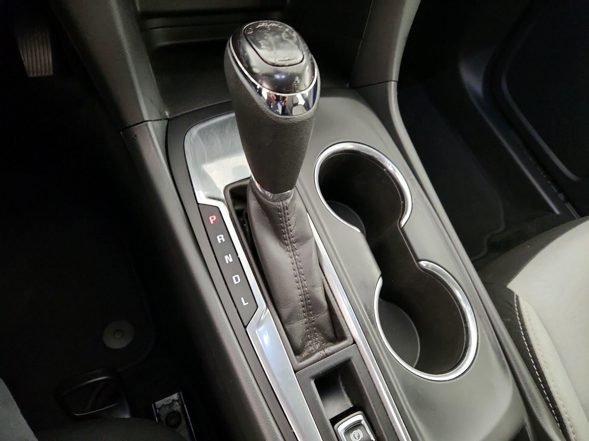 Thumbnail: 2020 Chevrolet Equinox - 17